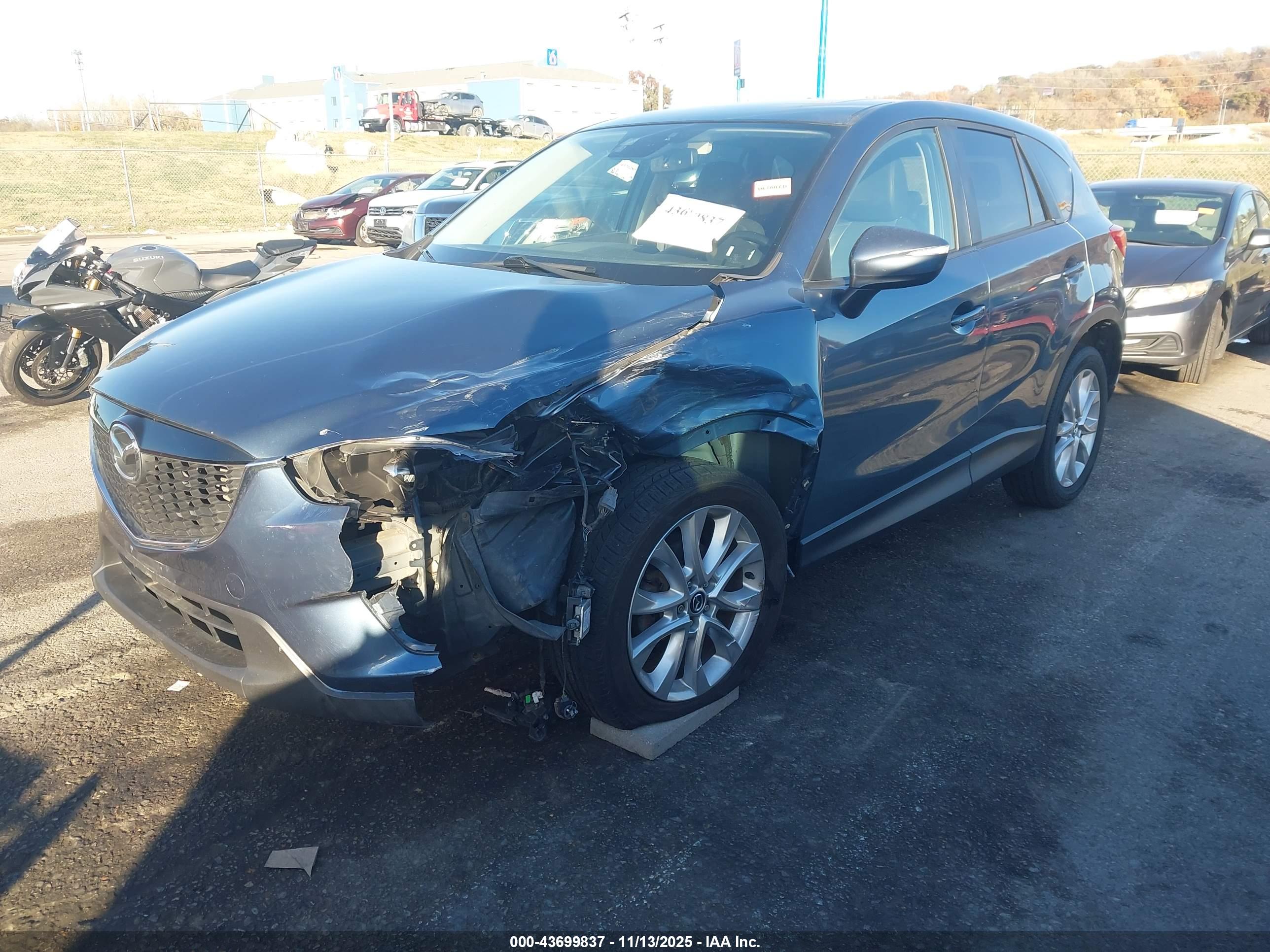 MAZDA CX-5 image 2