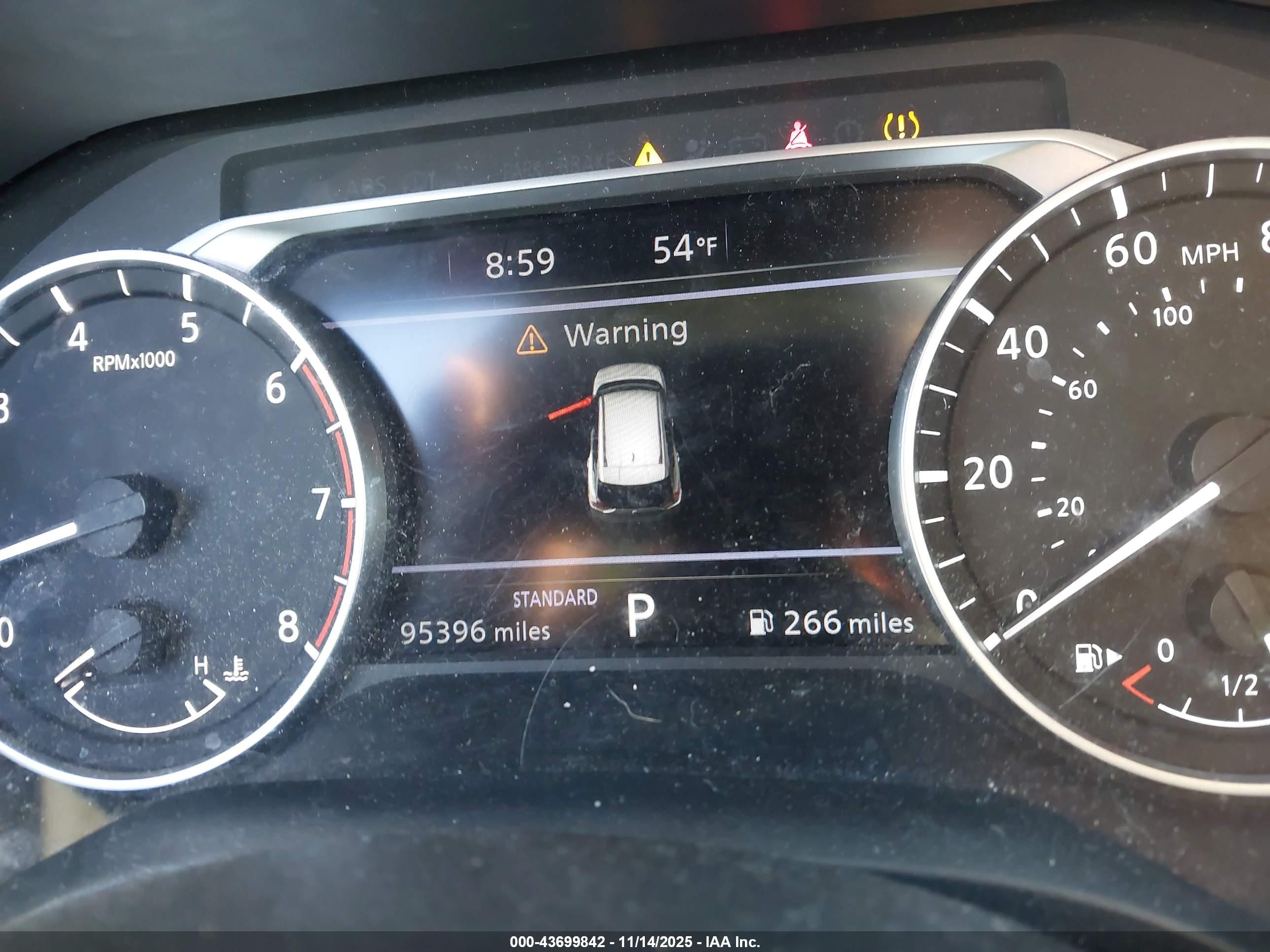 NISSAN ROGUE image 7