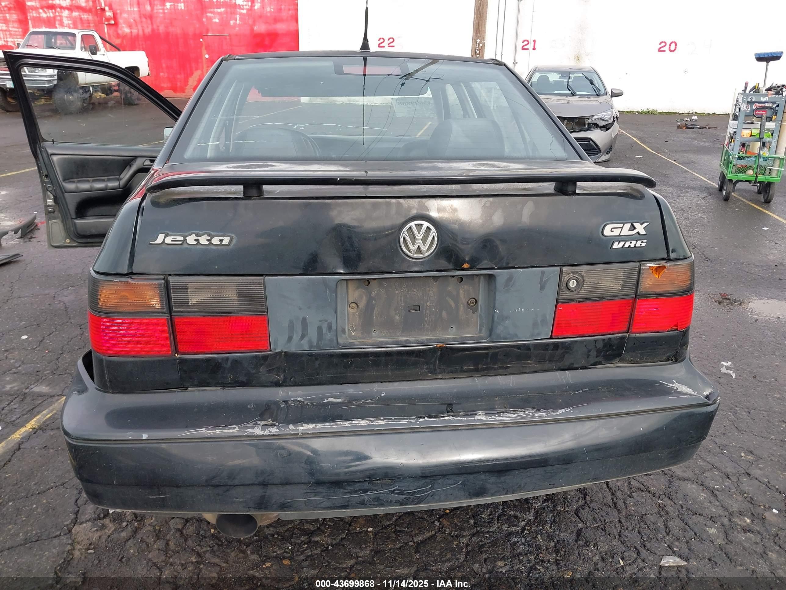 VOLKSWAGEN JETTA image 6
