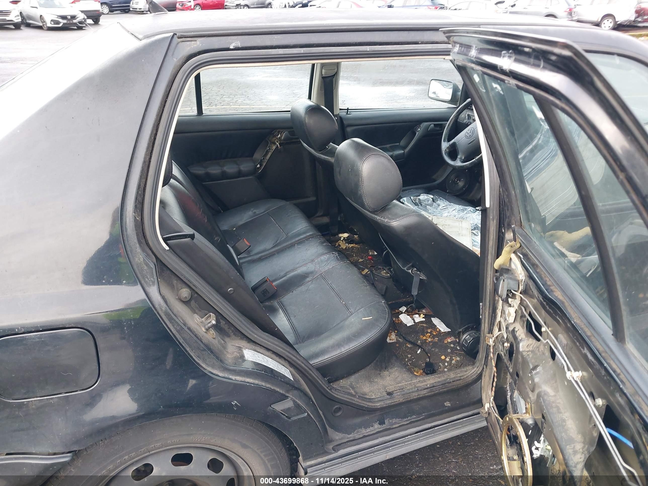VOLKSWAGEN JETTA image 8