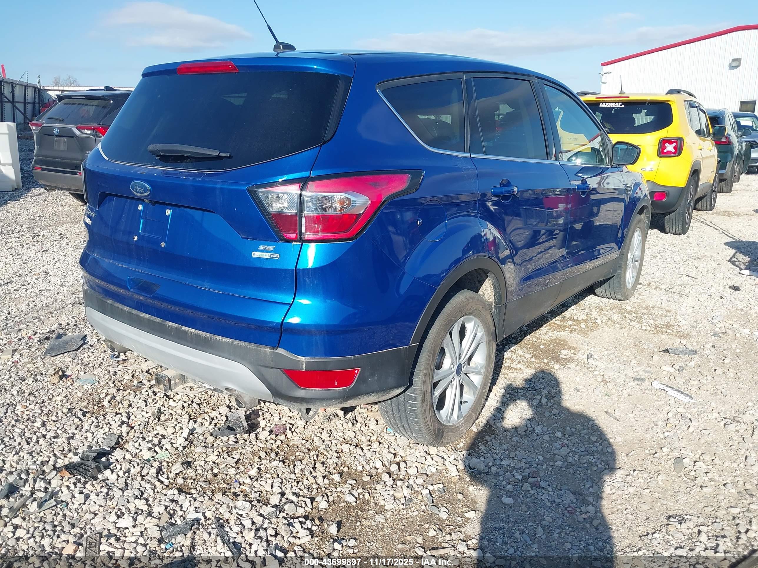 FORD ESCAPE image 4