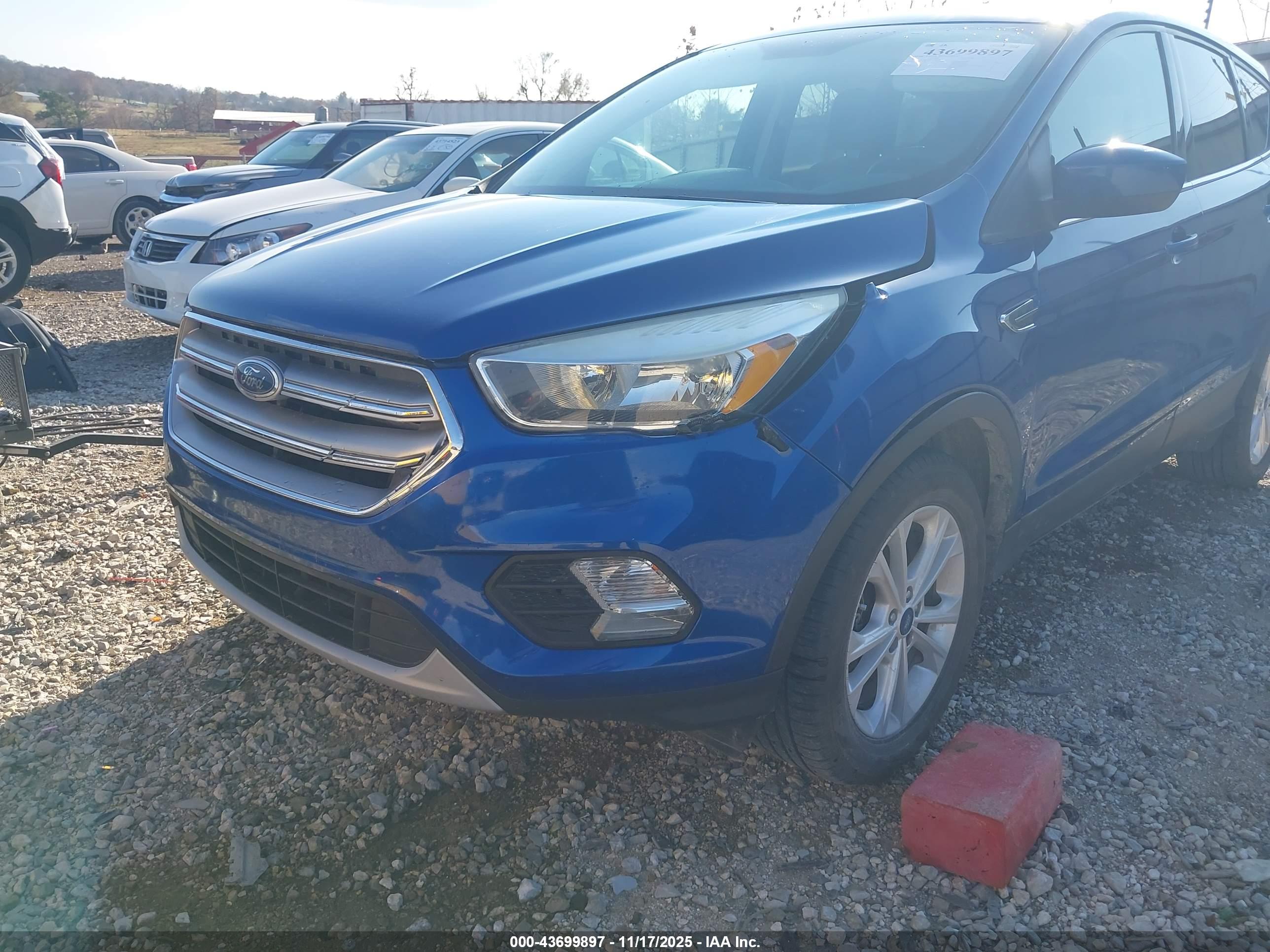 FORD ESCAPE image 6