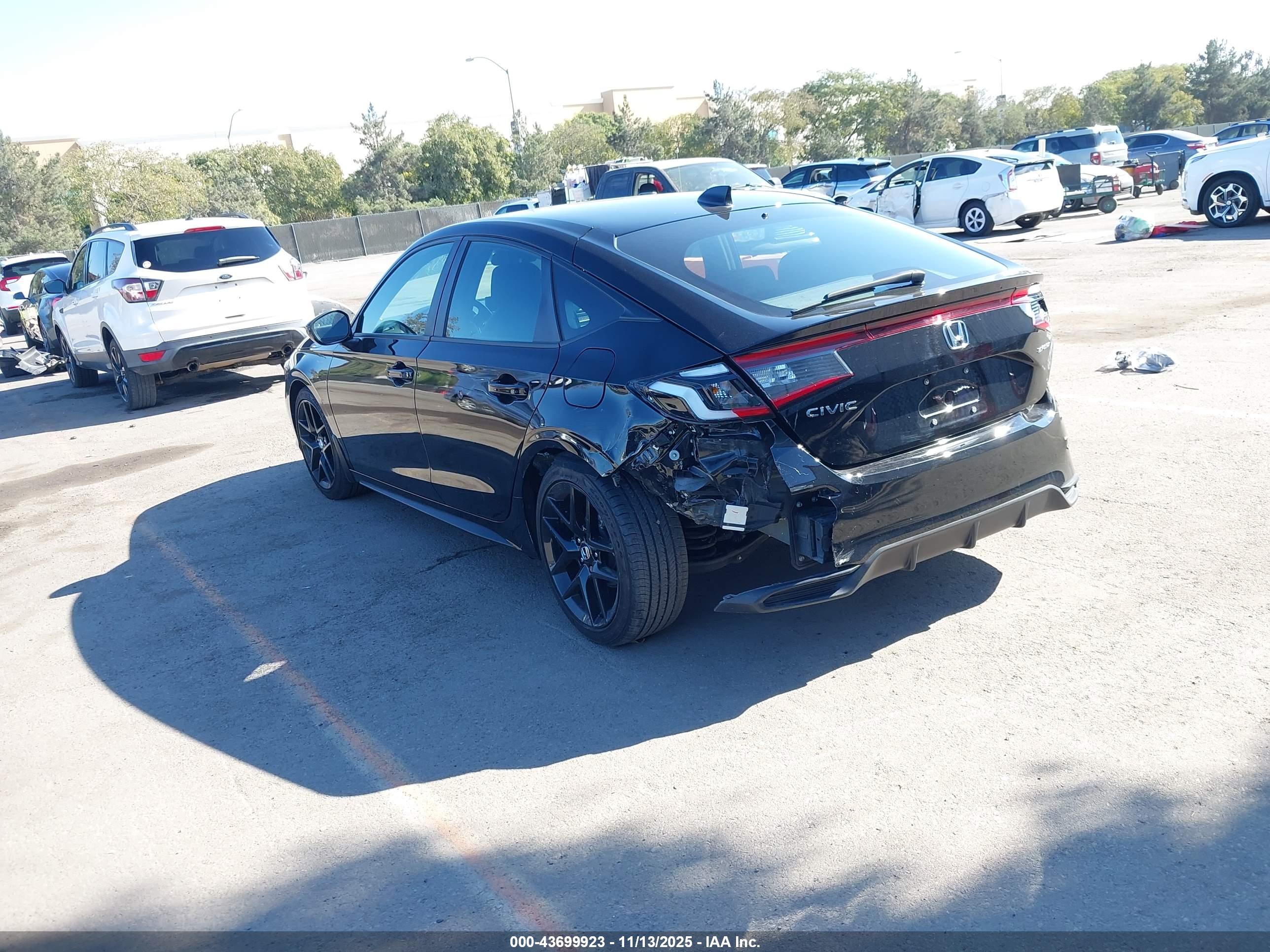 HONDA CIVIC image 3