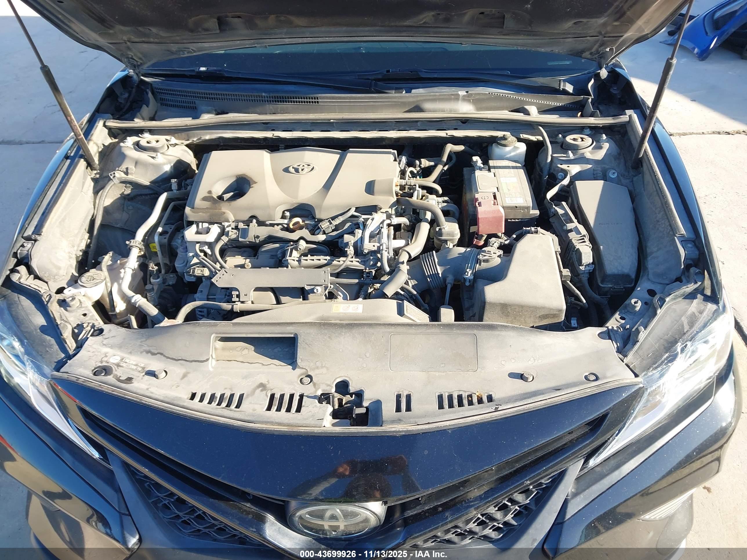 TOYOTA CAMRY image 10