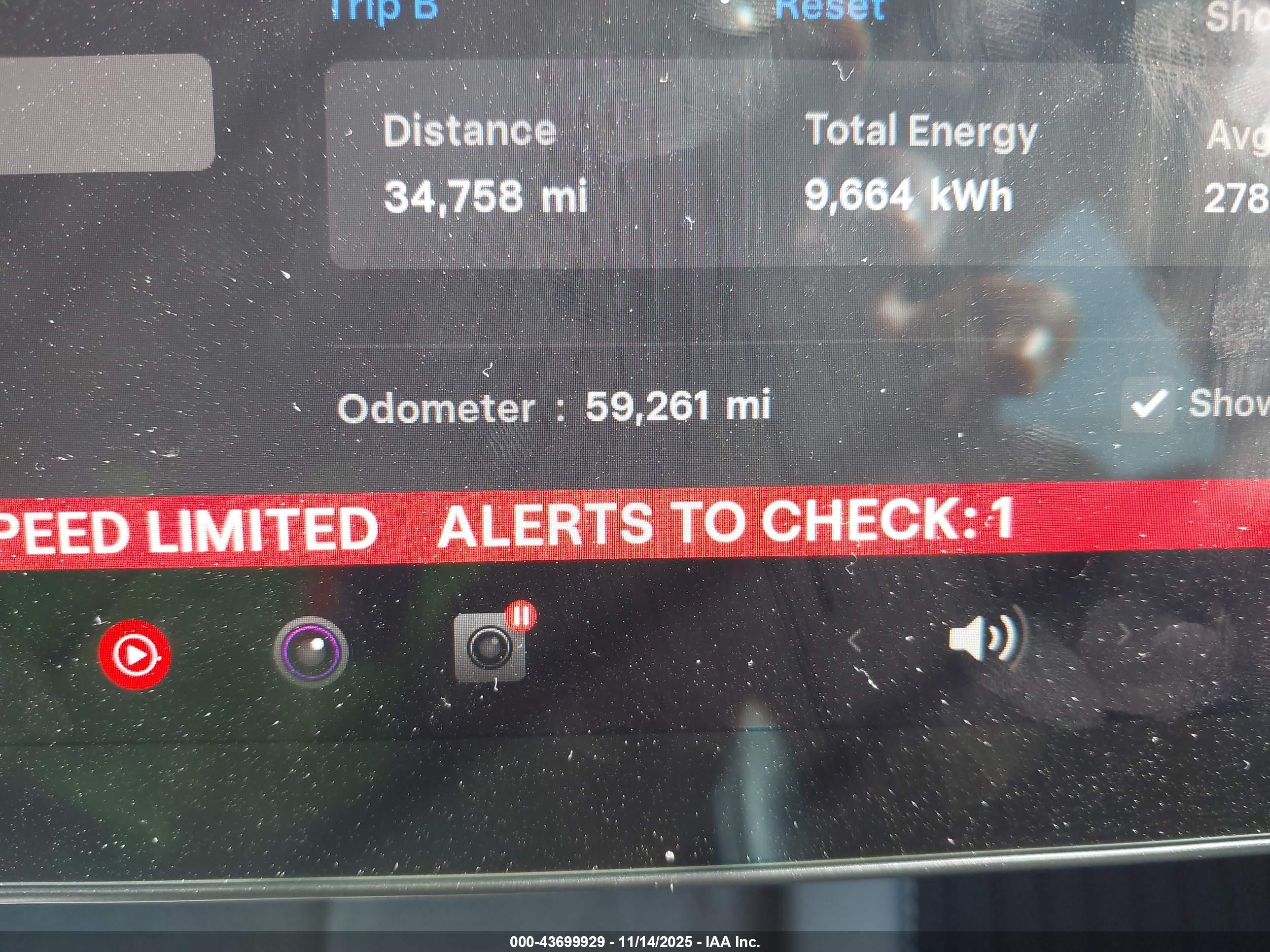TESLA MODEL image 7