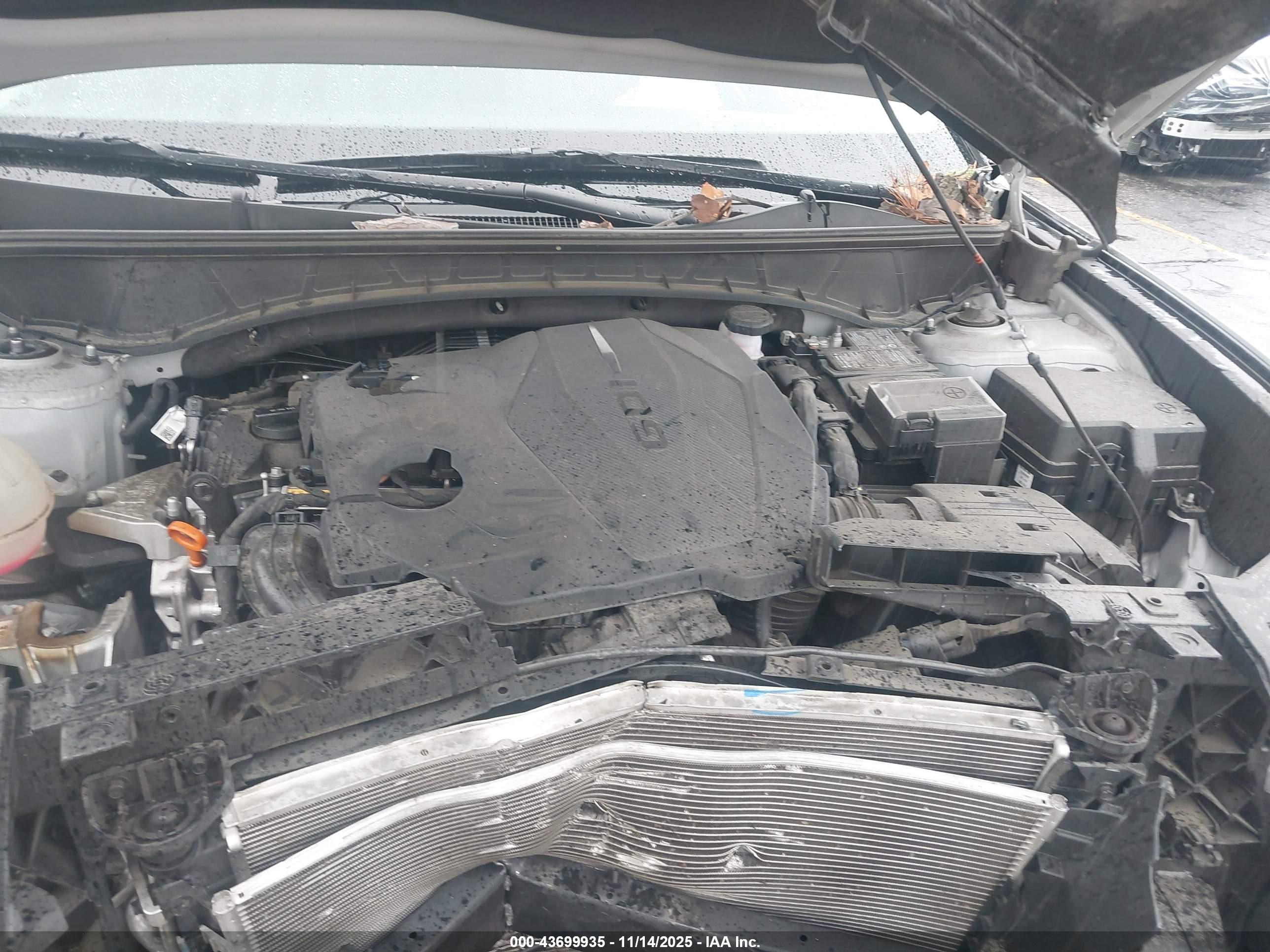 HYUNDAI TUCSON image 10