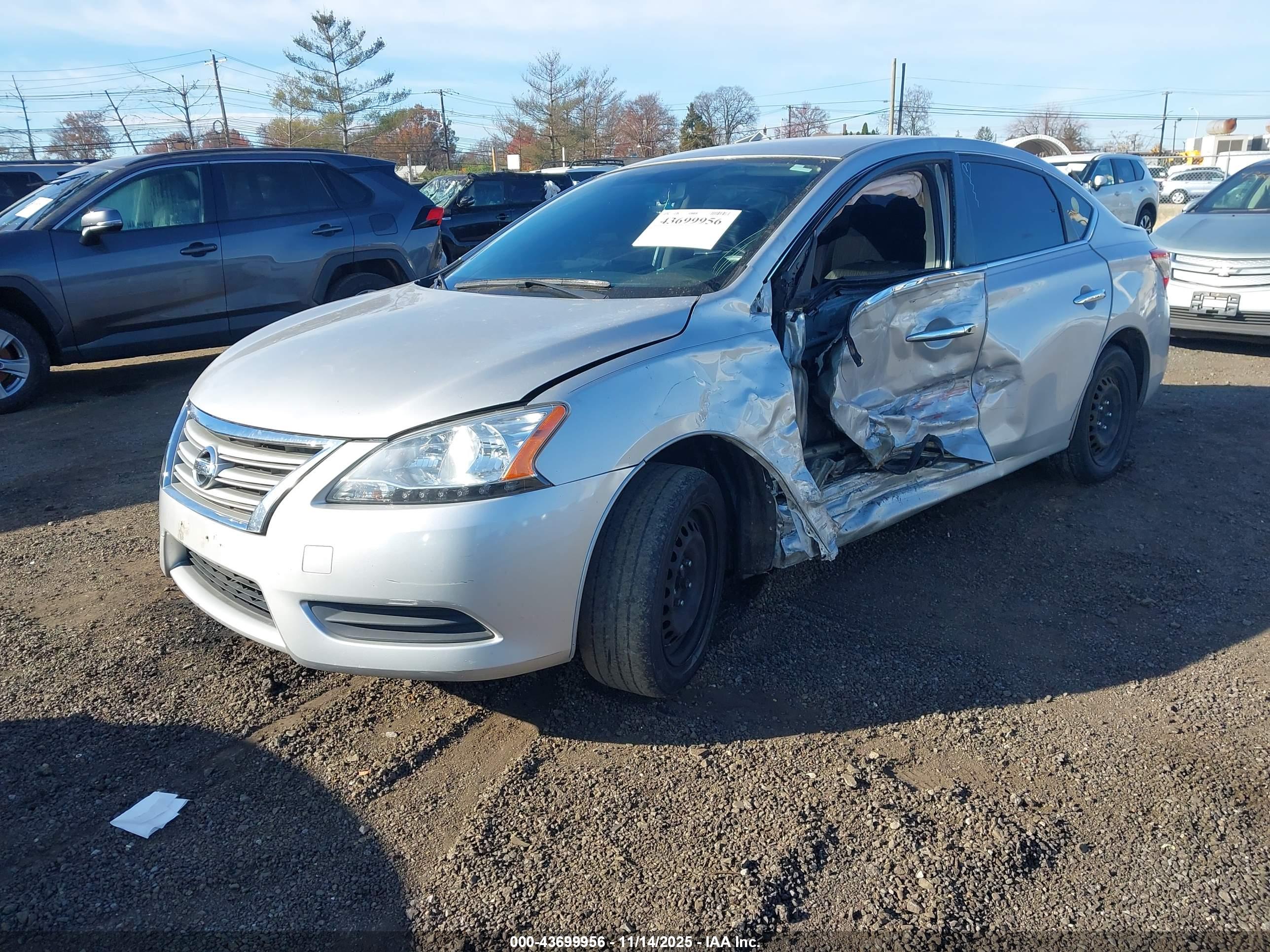 NISSAN SENTRA image 2