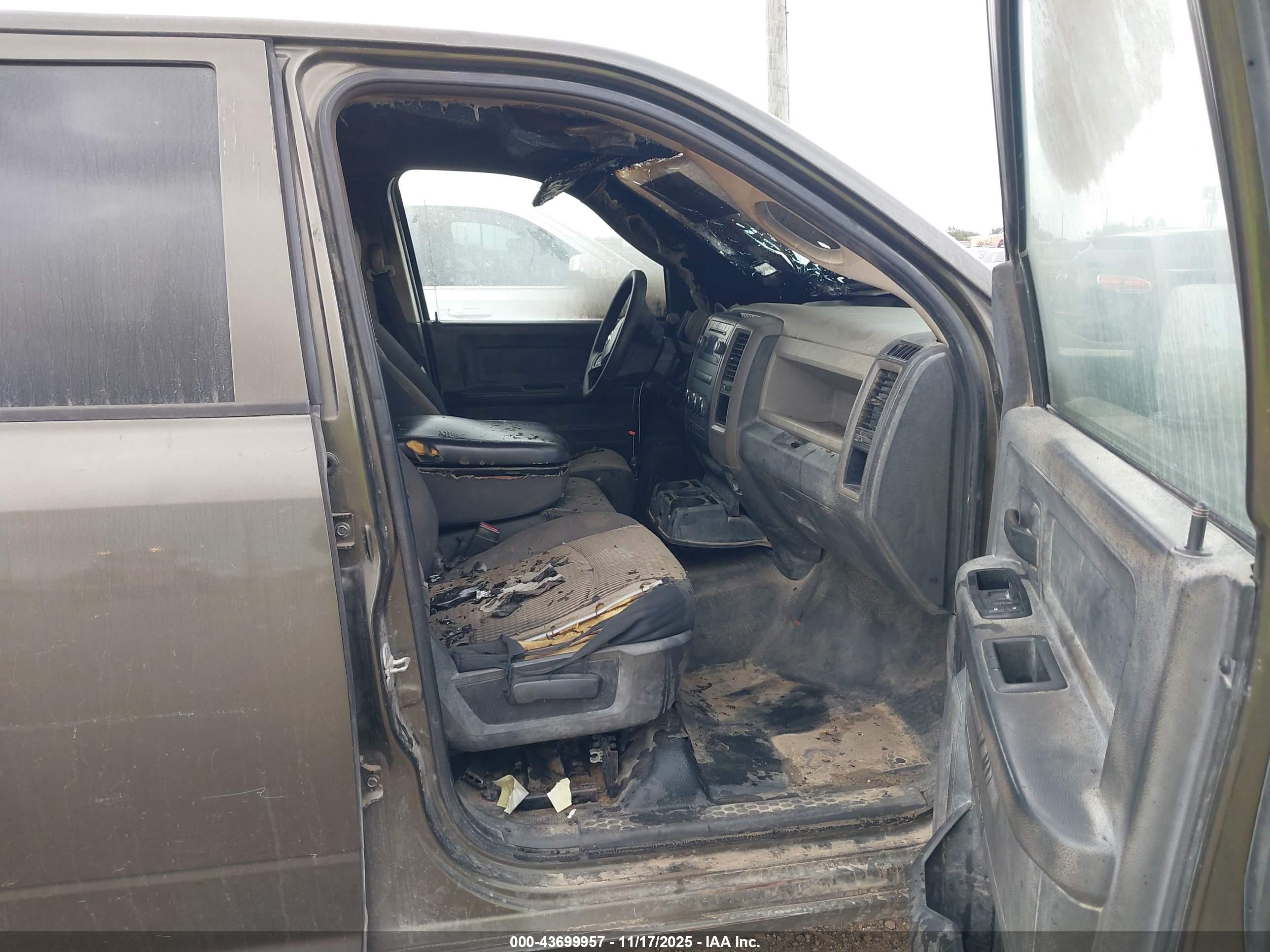 RAM 2500 image 5