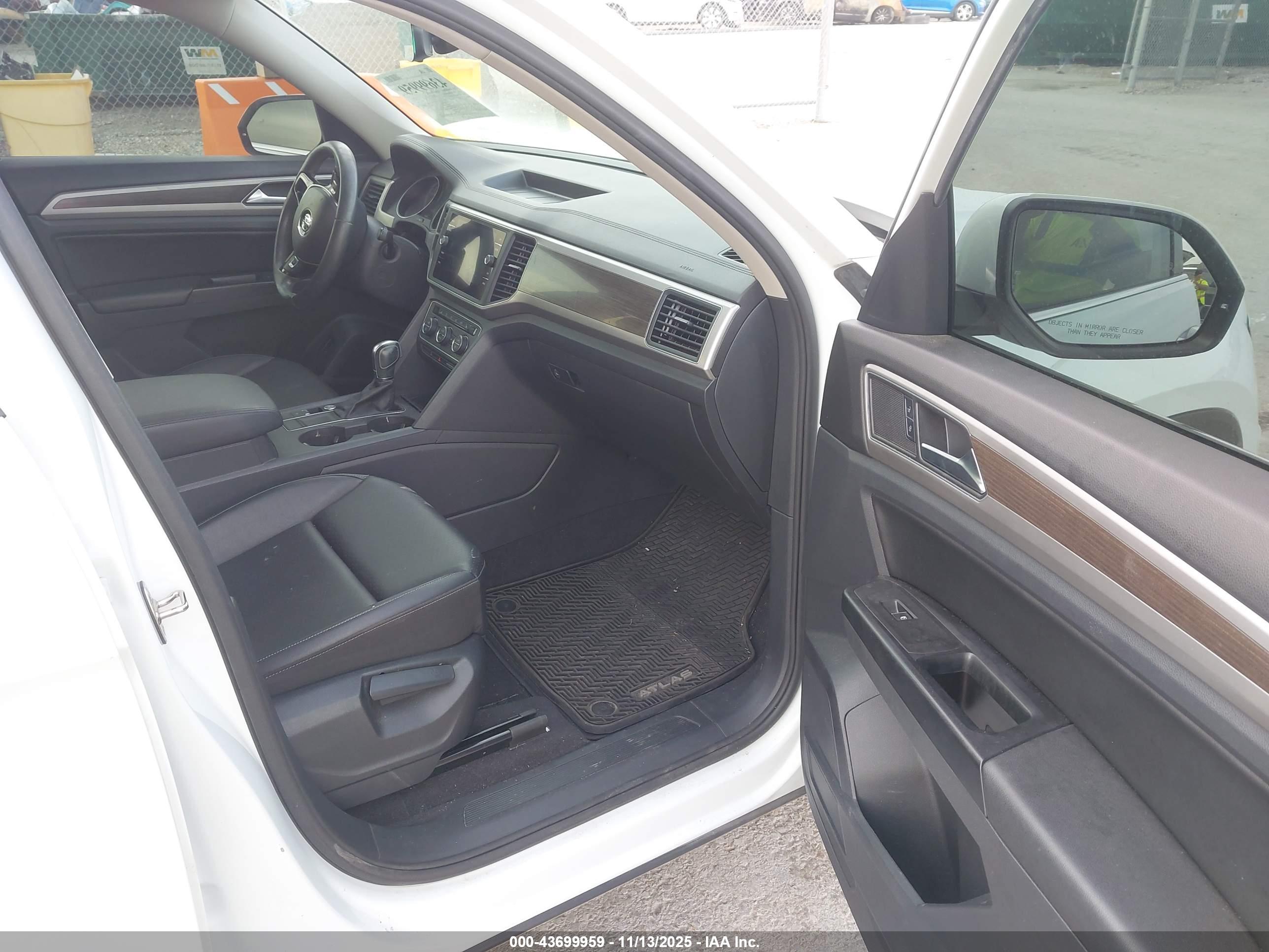 VOLKSWAGEN ATLAS image 5