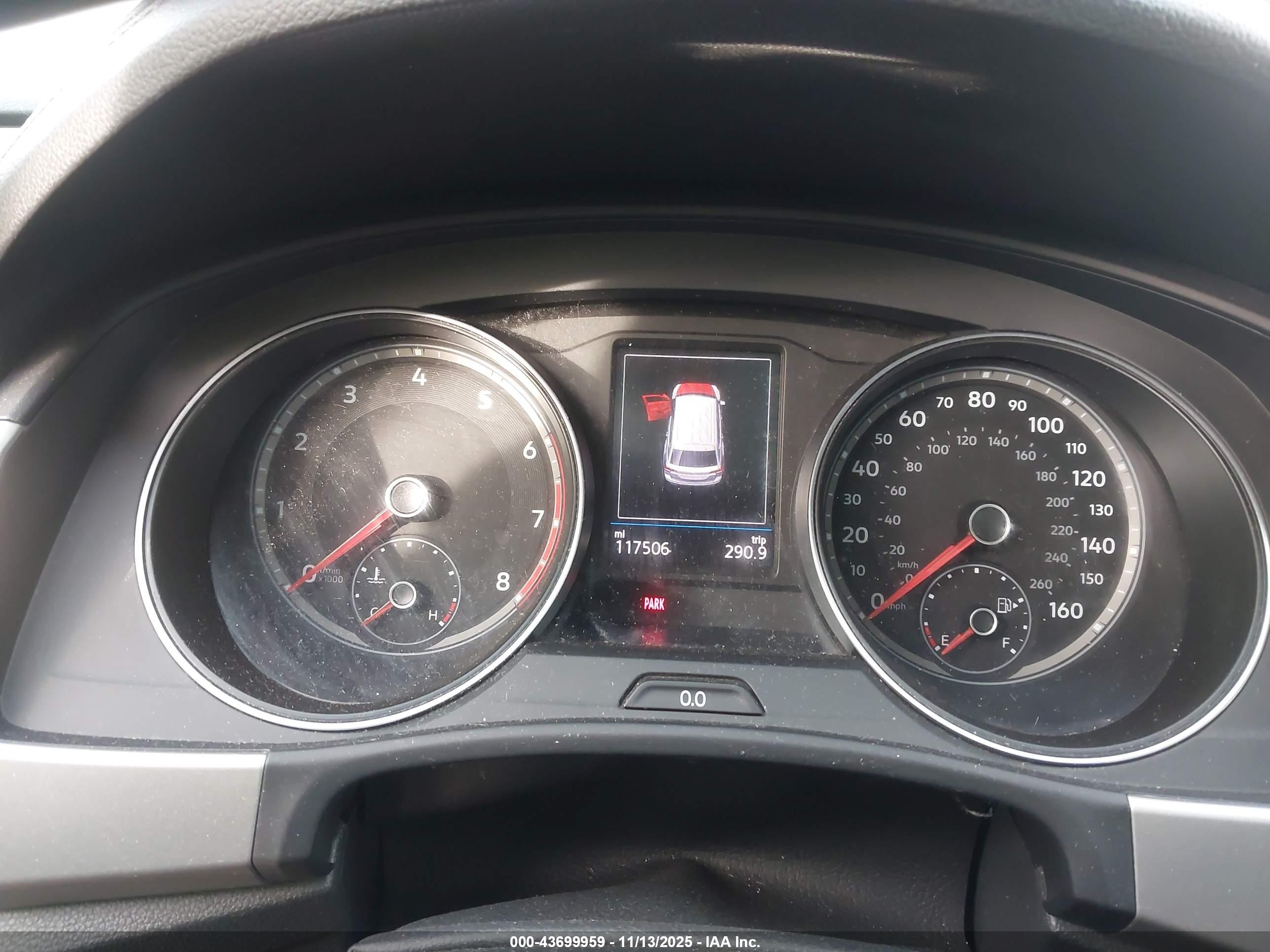 VOLKSWAGEN ATLAS image 7