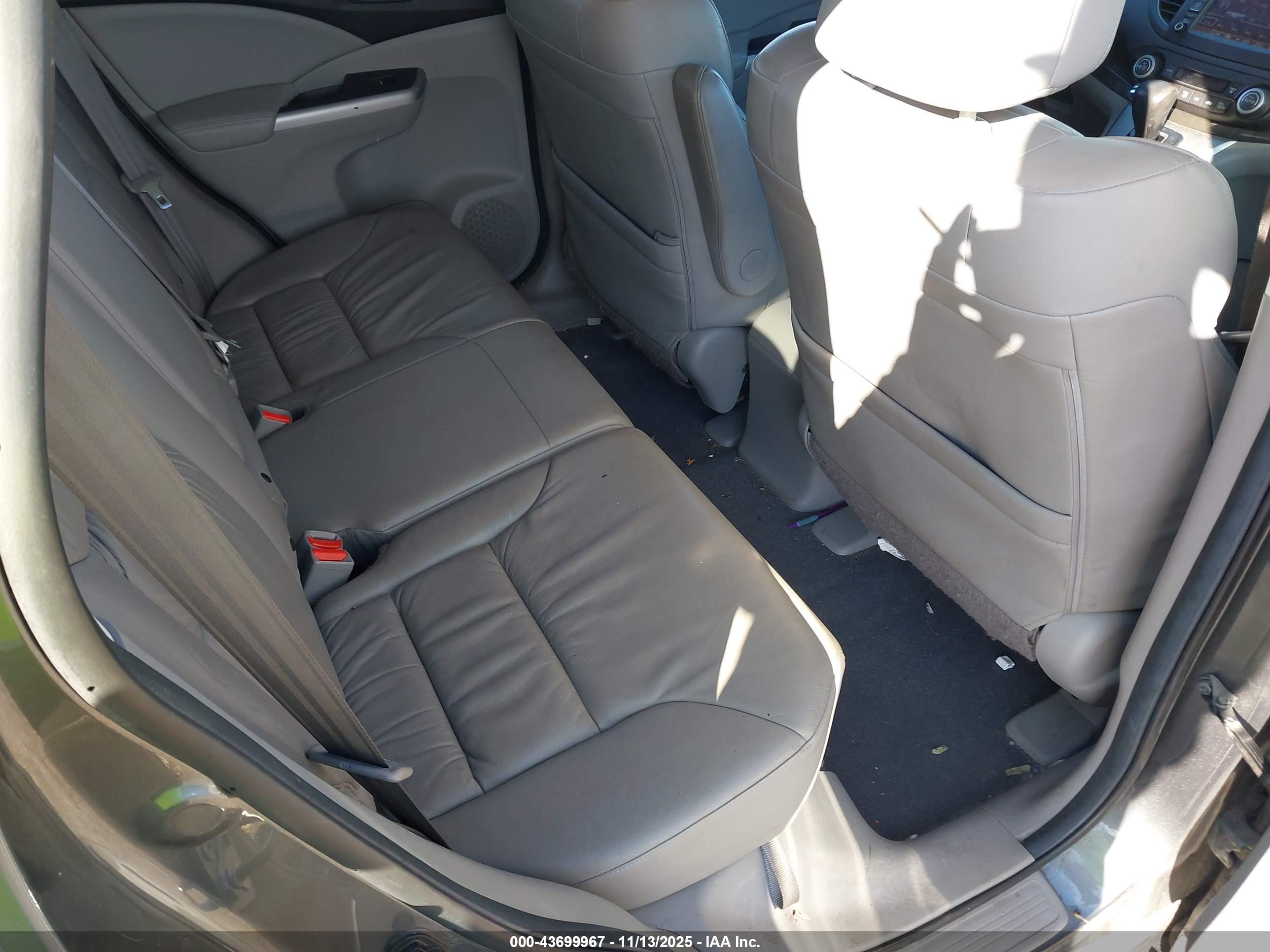 HONDA CR-V image 8