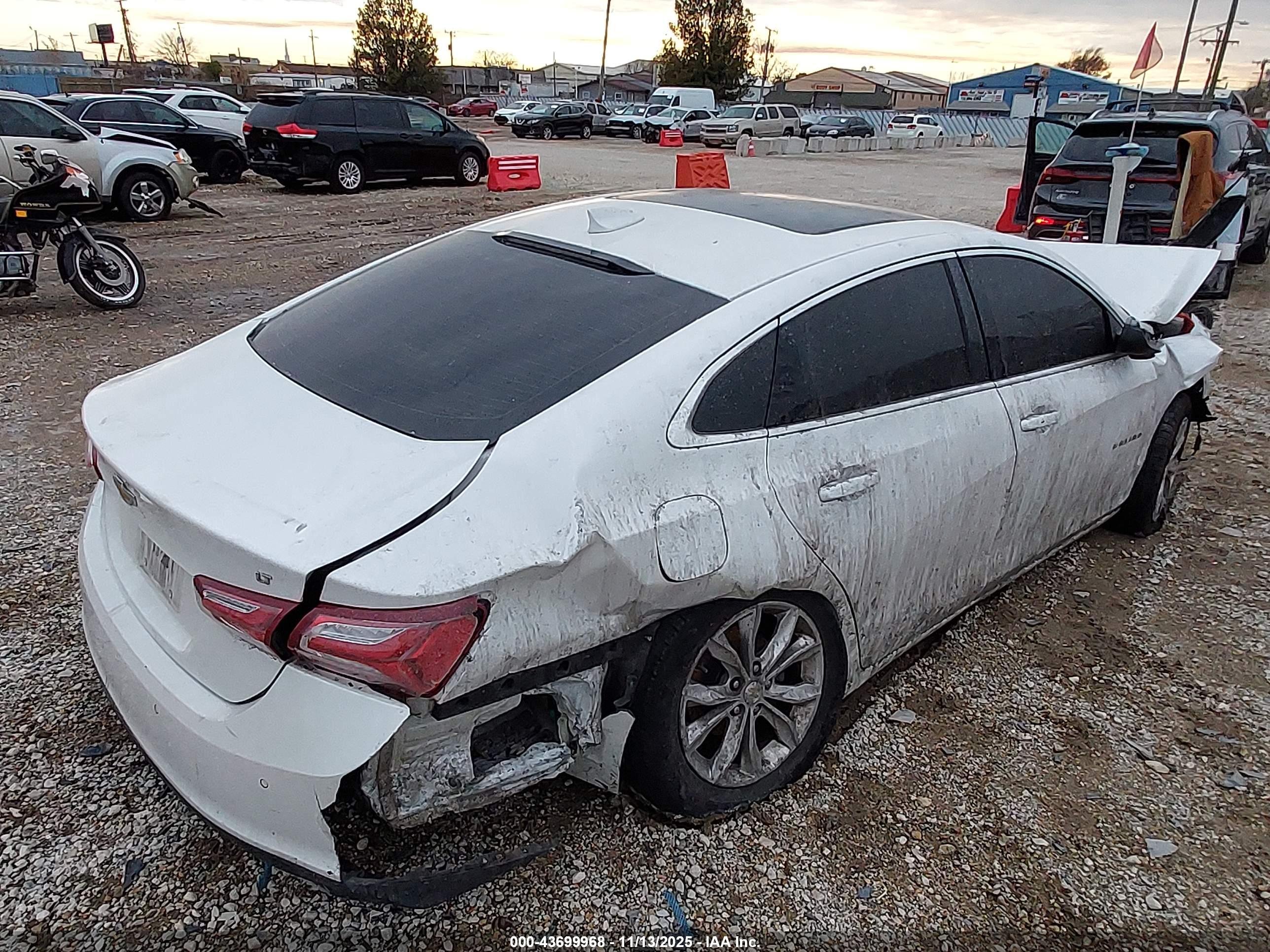 CHEVROLET MALIBU image 4