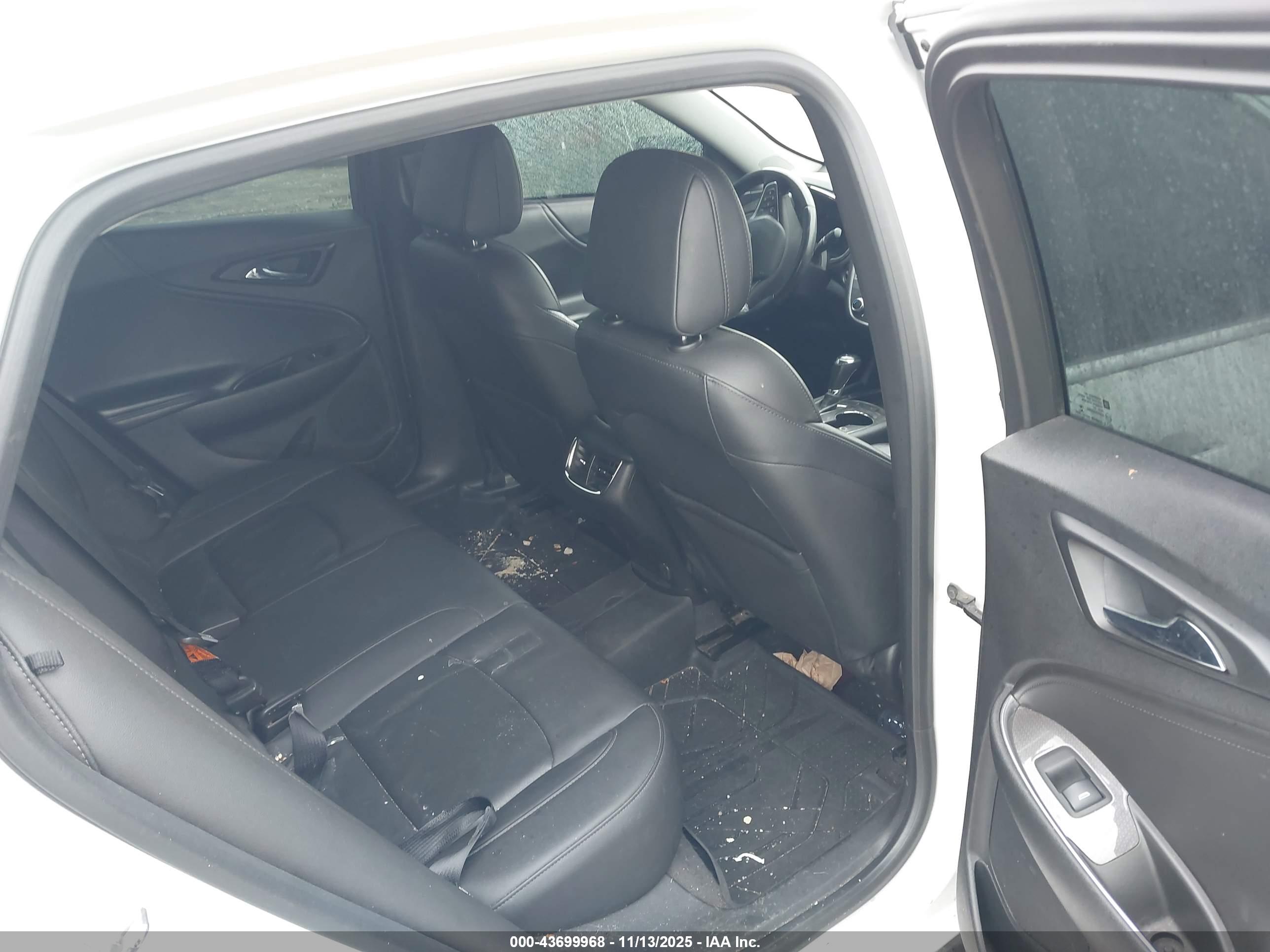 CHEVROLET MALIBU image 8