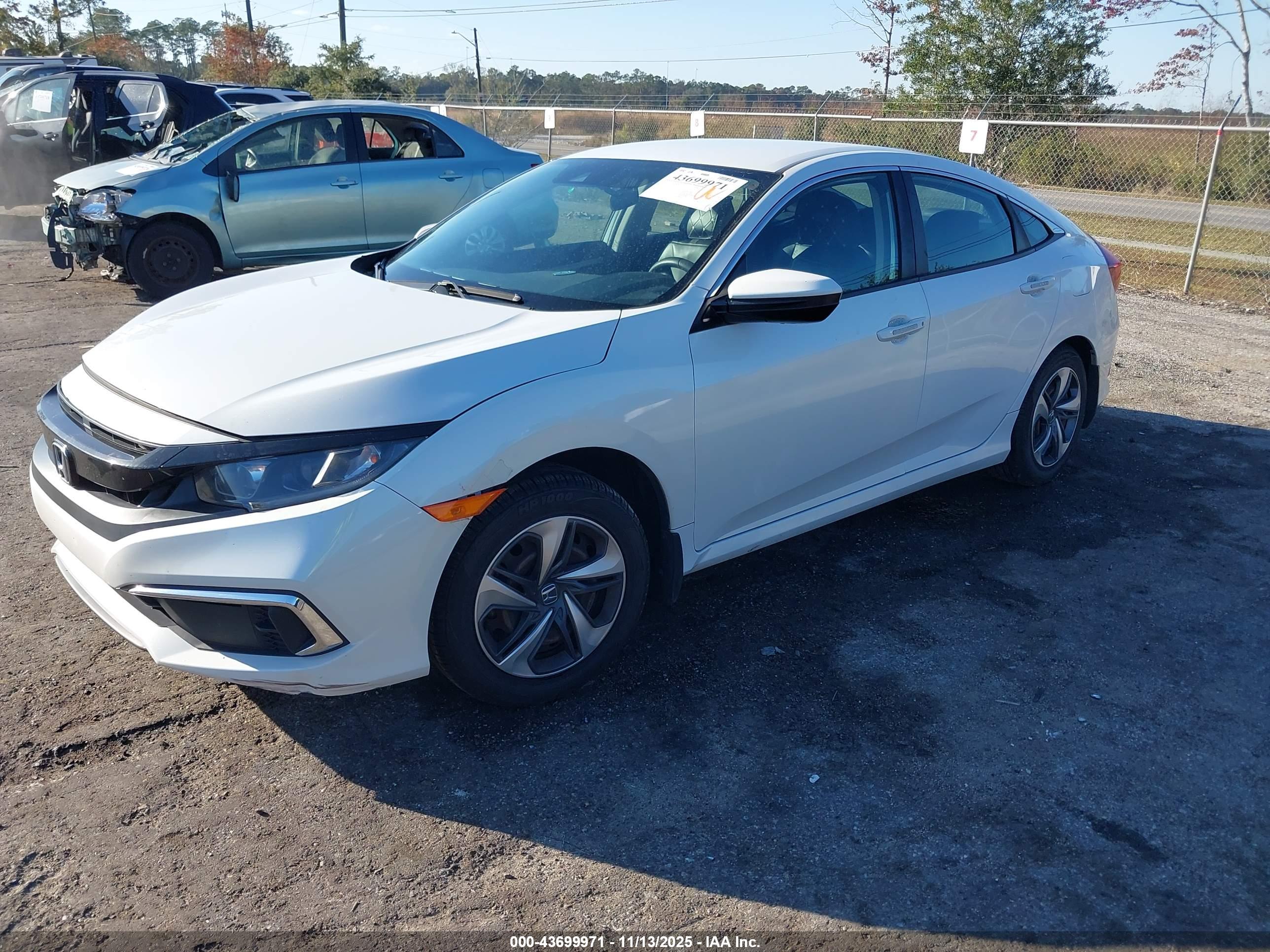 HONDA CIVIC image 2