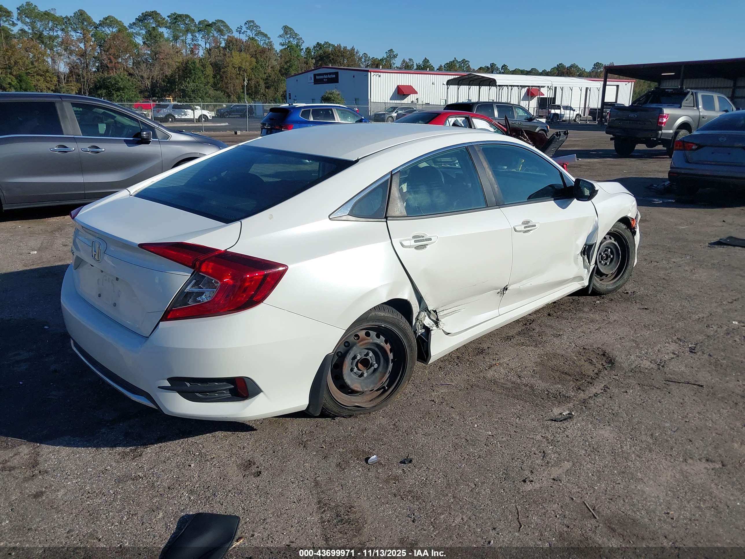 HONDA CIVIC image 4