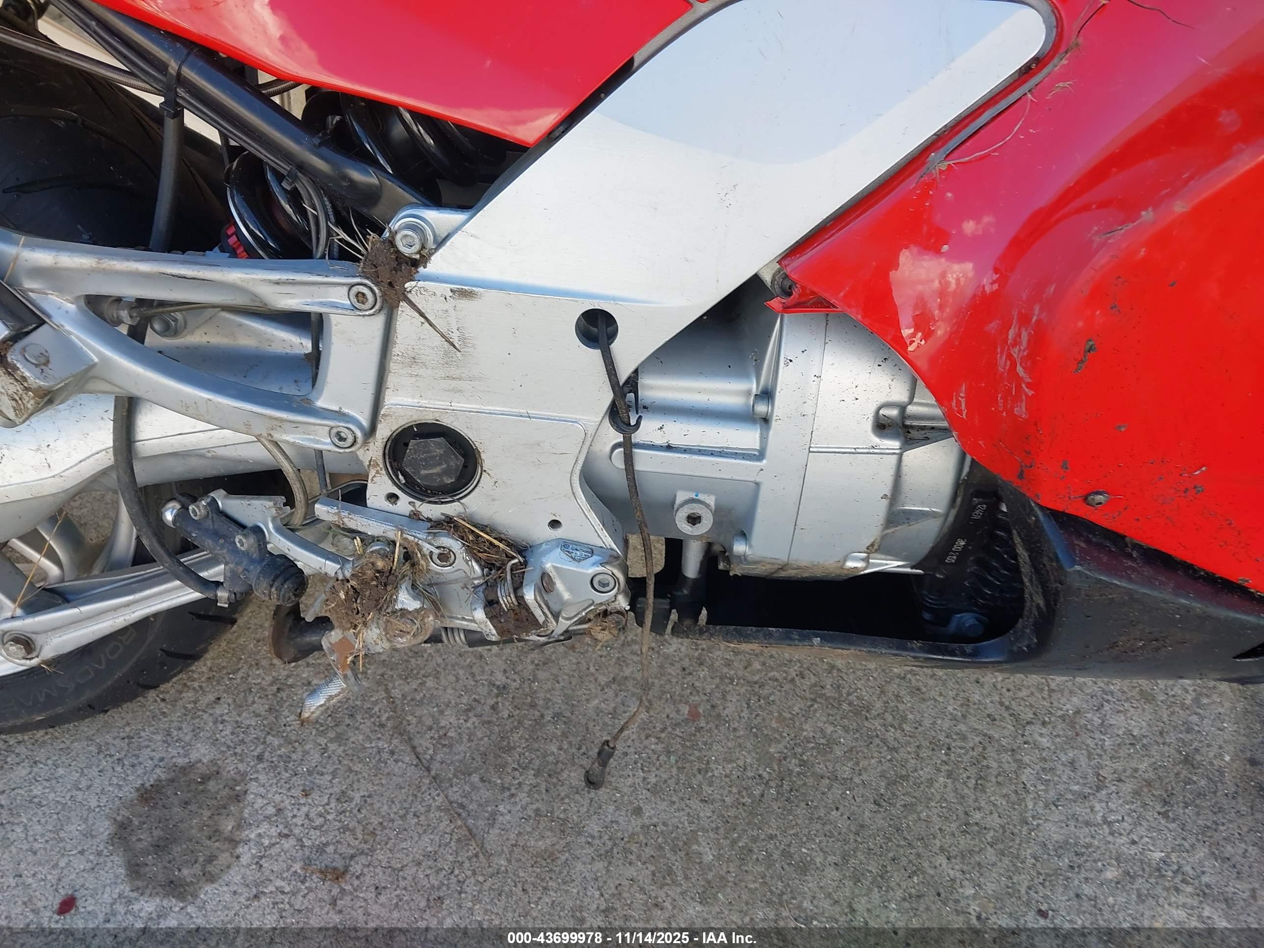 BMW K1200 image 8