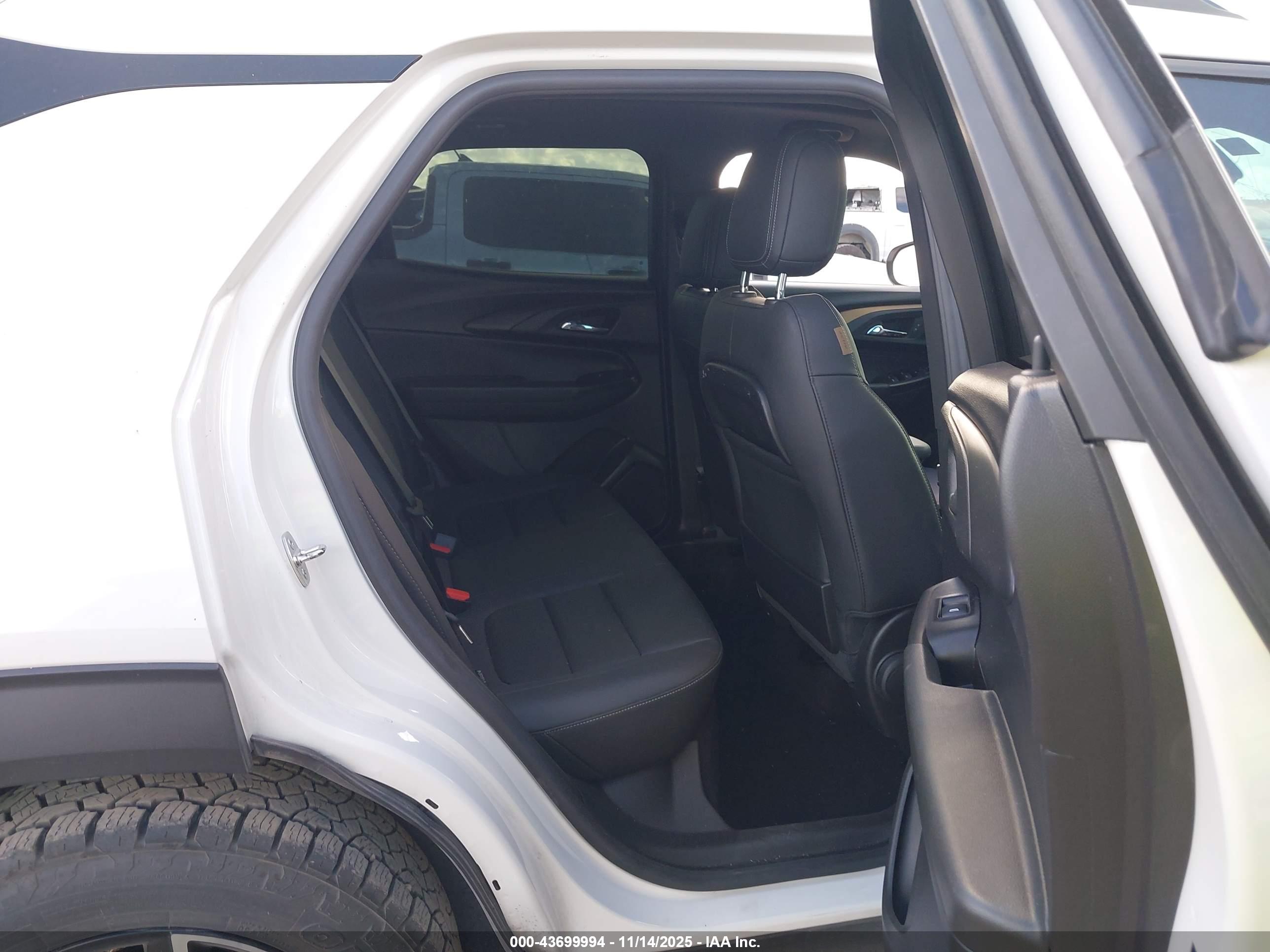 CHEVROLET TRAILBLAZER image 8