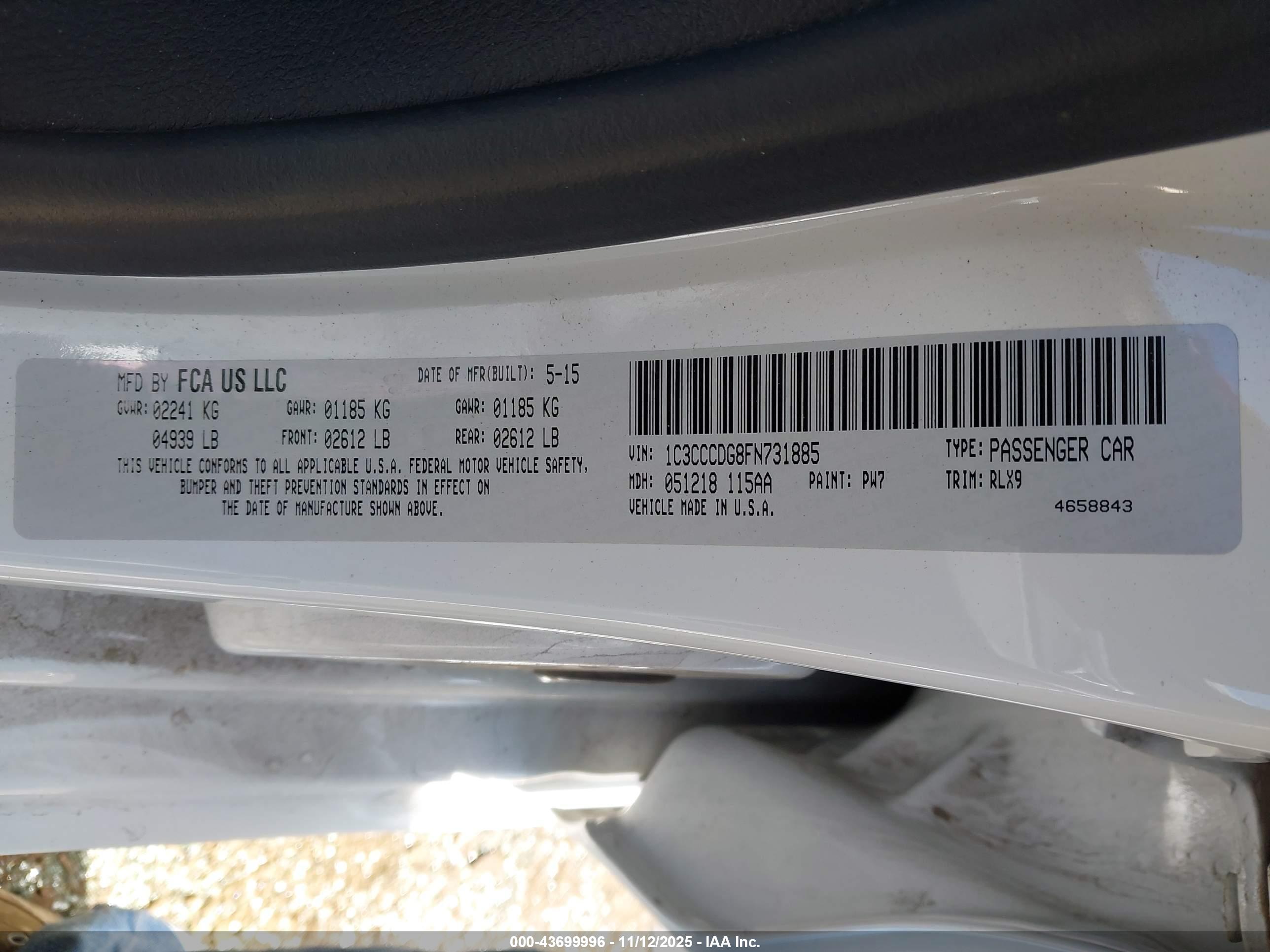 CHRYSLER 200 image 9