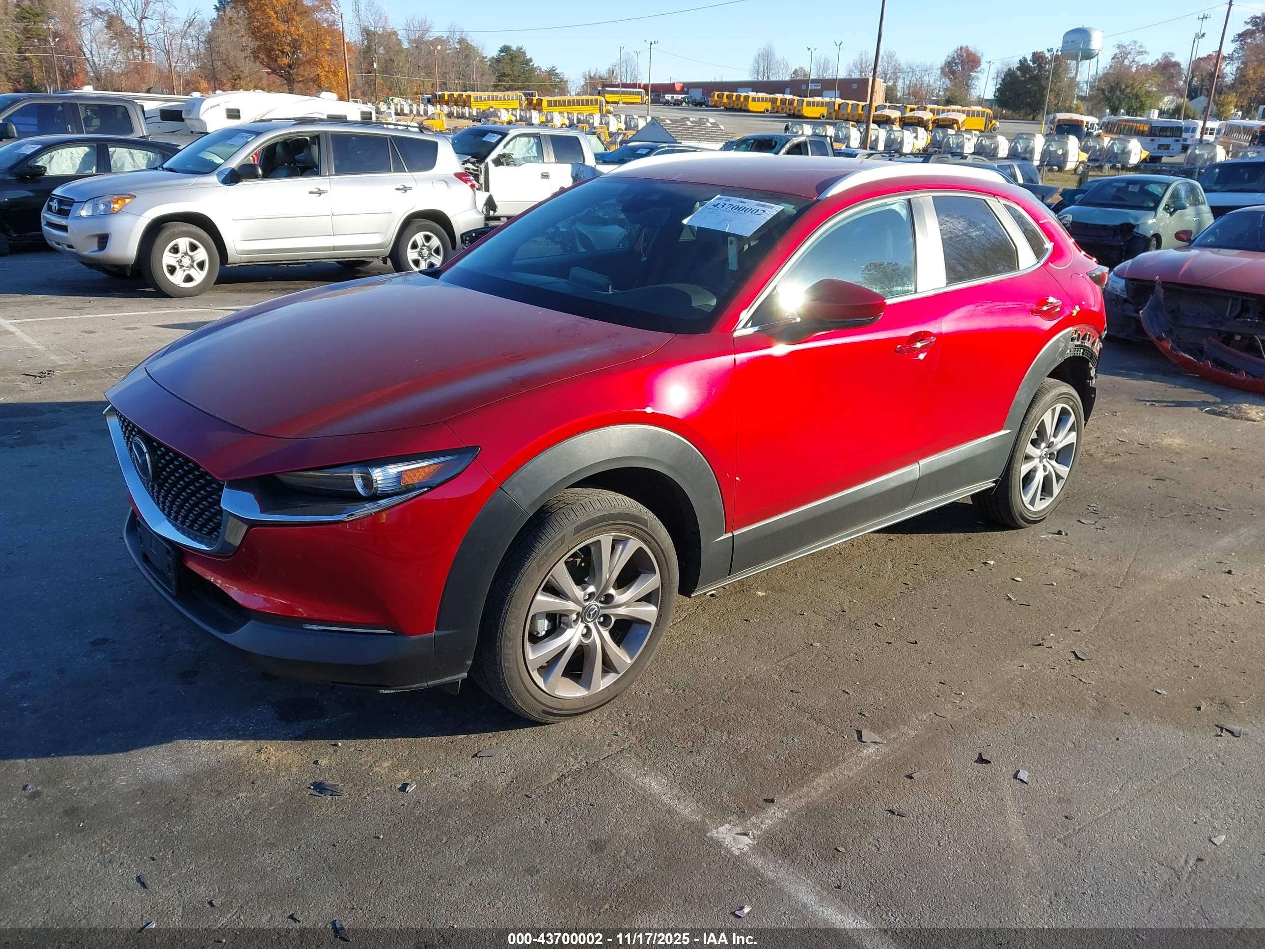 MAZDA CX-30 image 2