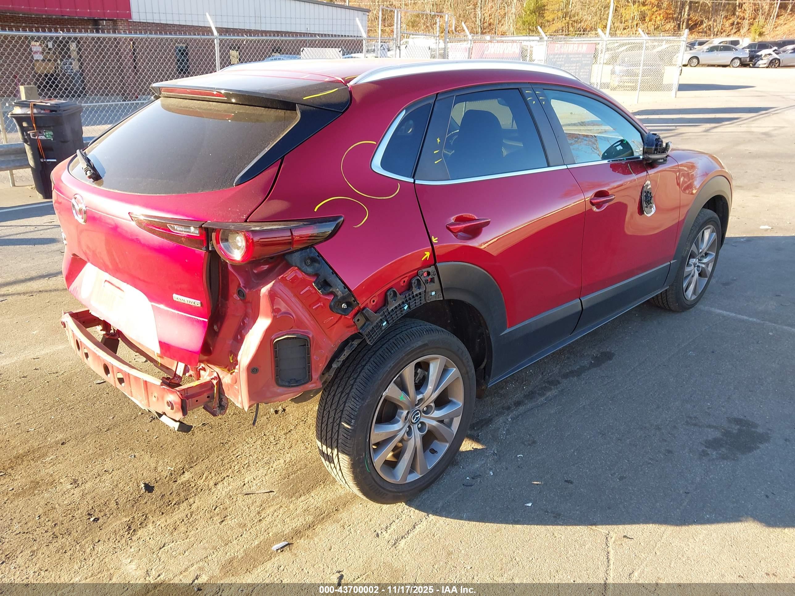 MAZDA CX-30 image 4