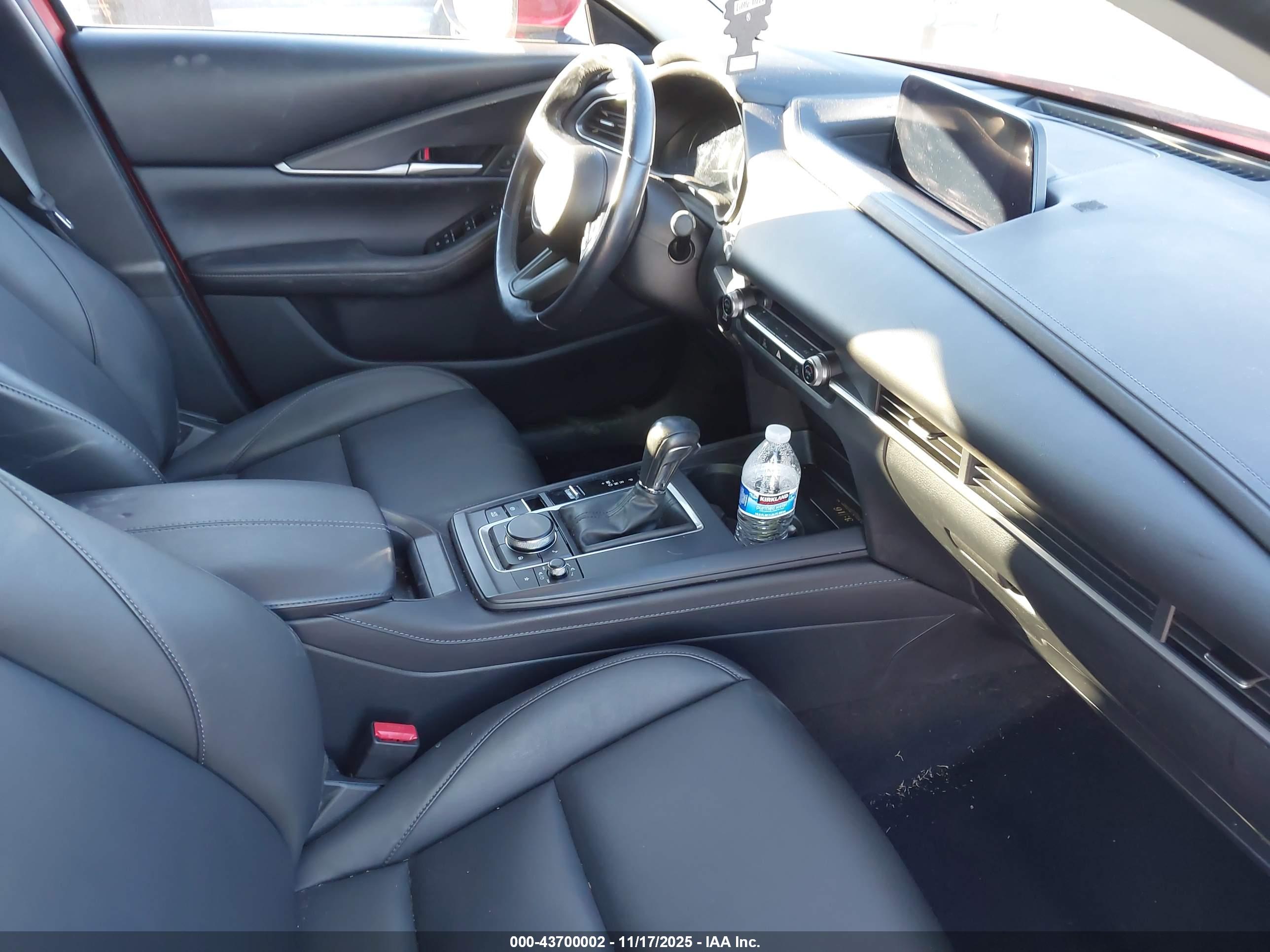 MAZDA CX-30 image 5