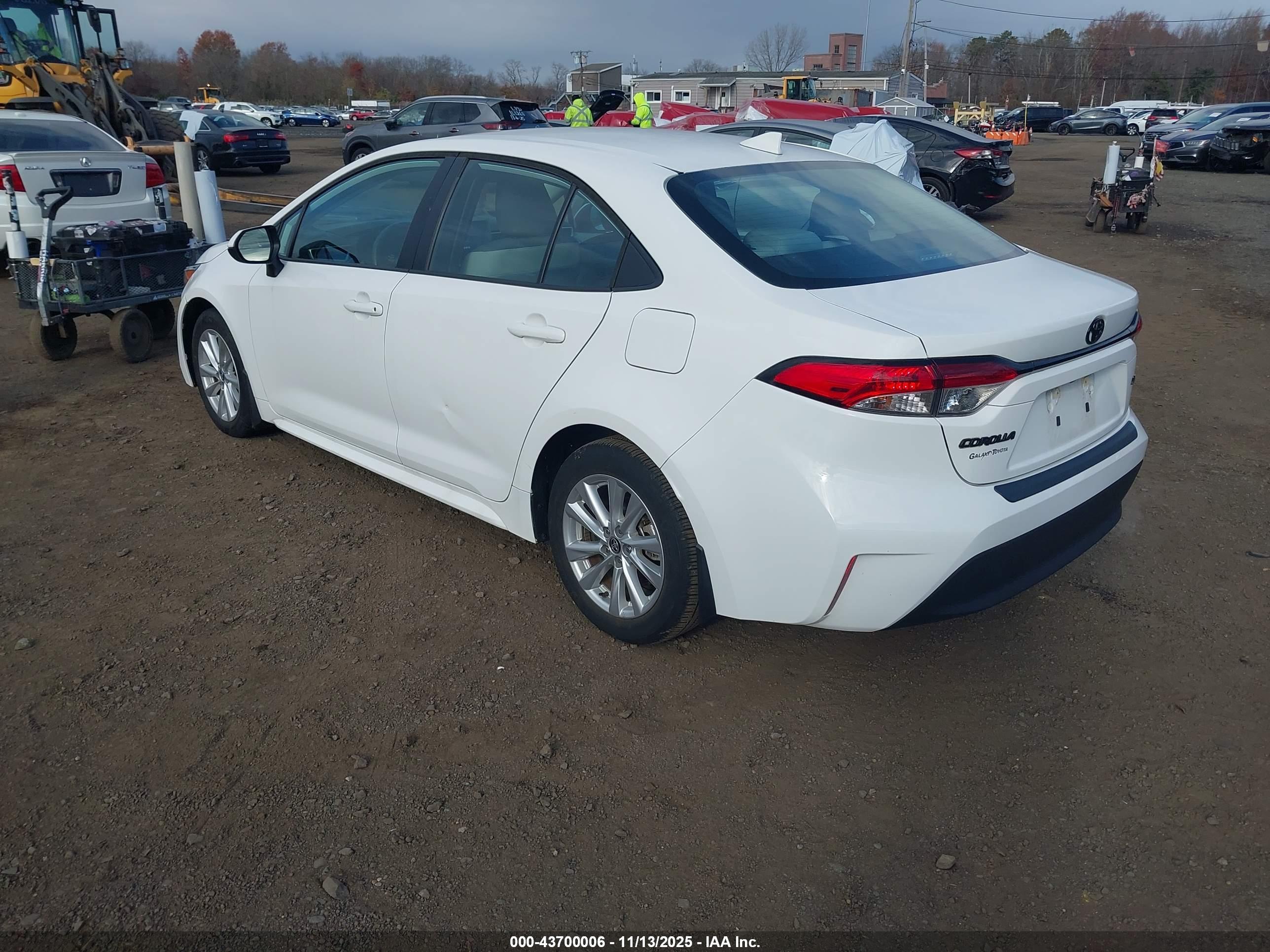 TOYOTA COROLLA image 3
