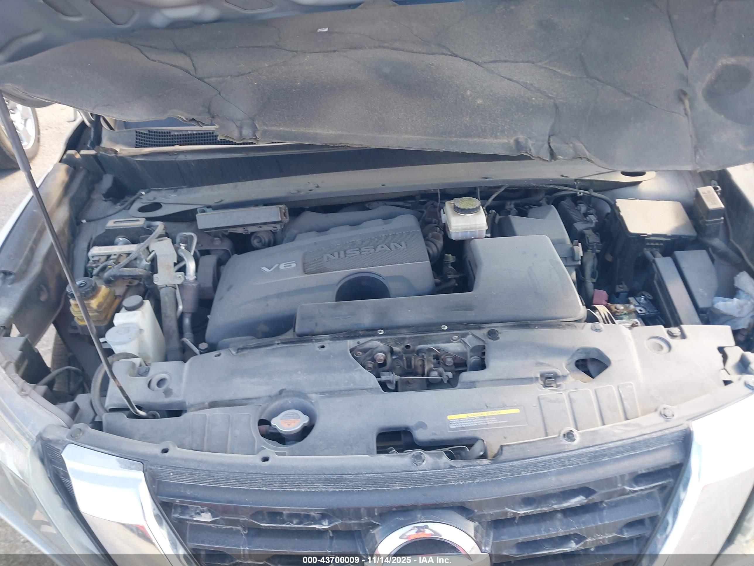 NISSAN PATHFINDER image 10