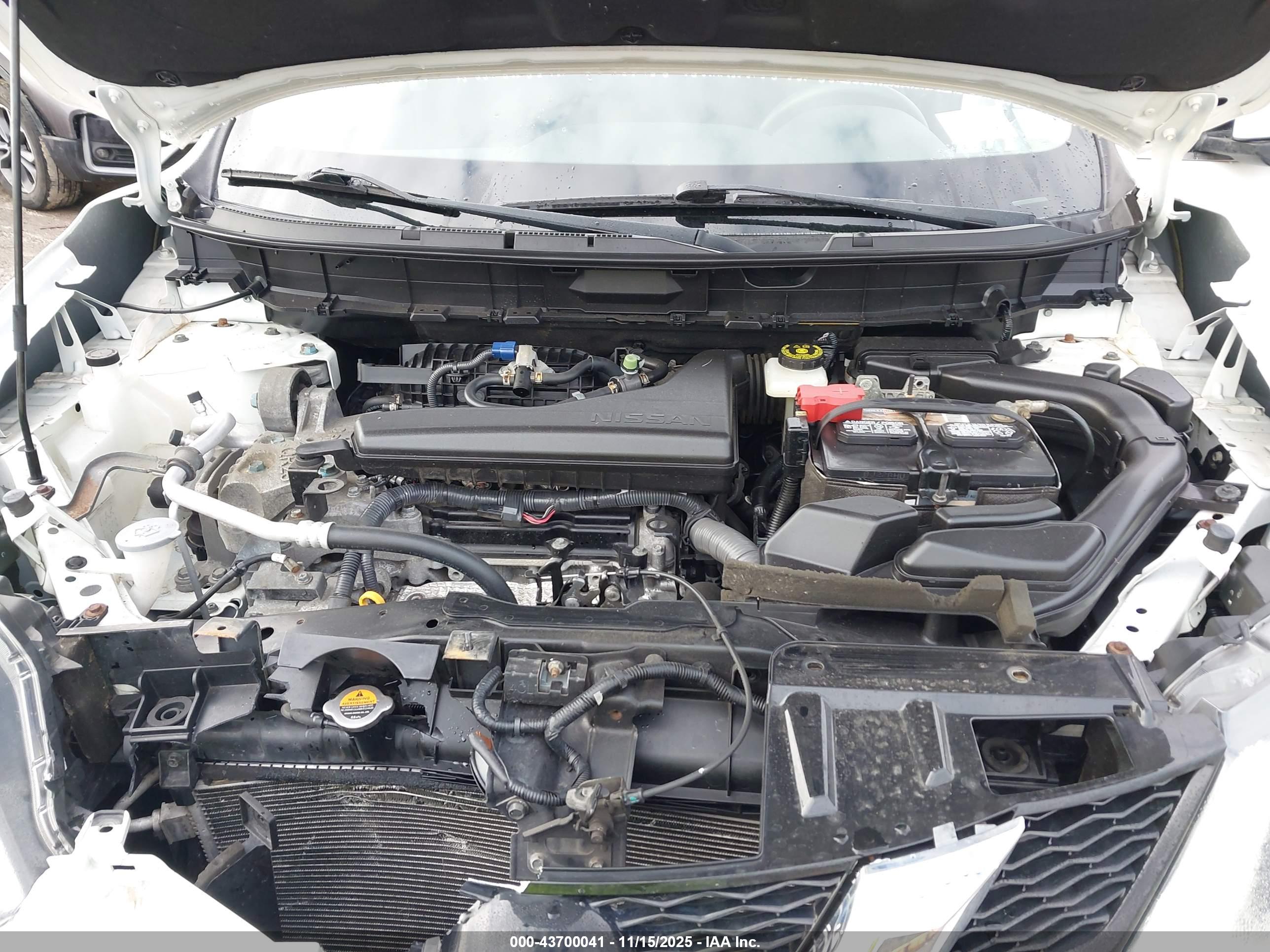 NISSAN ROGUE image 10