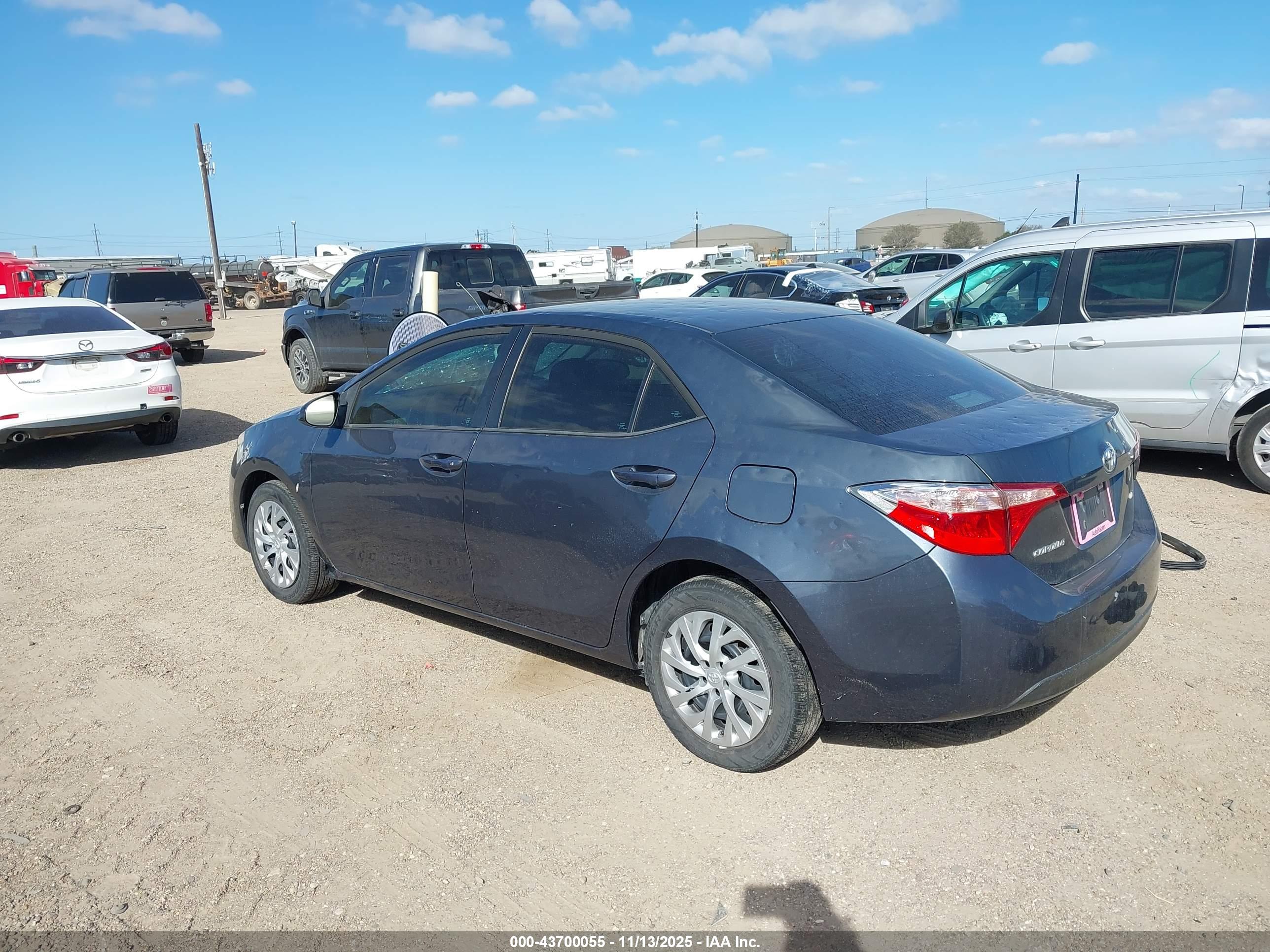 TOYOTA COROLLA image 3