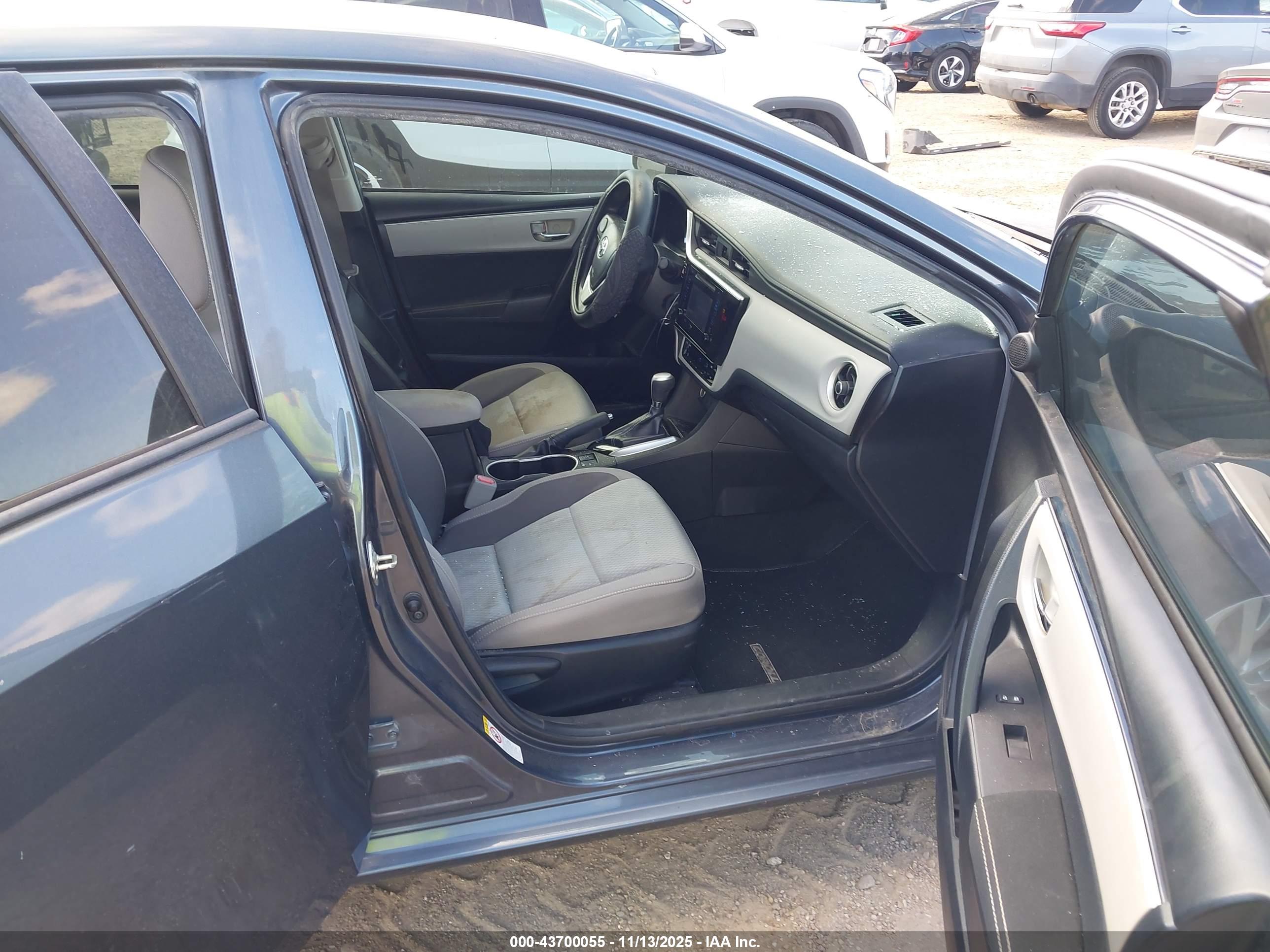 TOYOTA COROLLA image 5