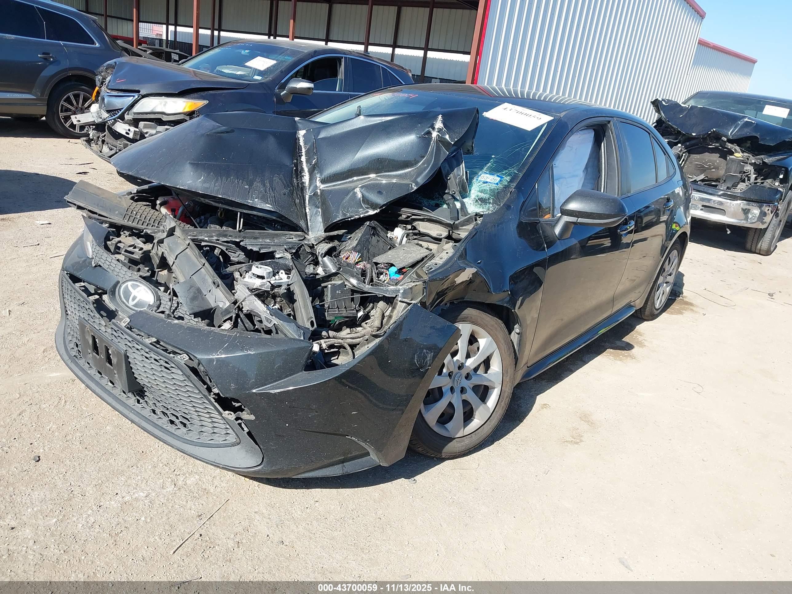 TOYOTA COROLLA image 2