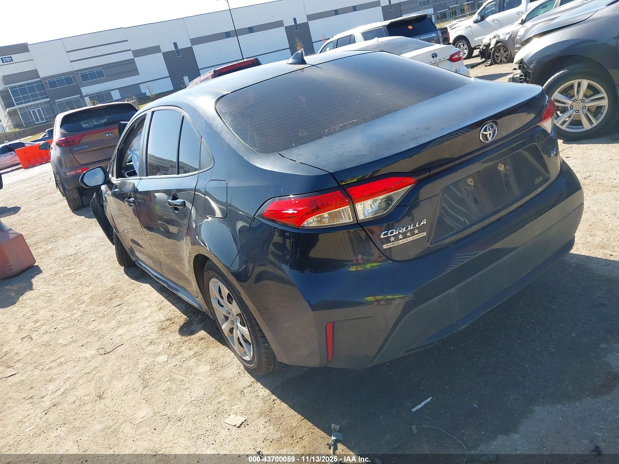 TOYOTA COROLLA image 3
