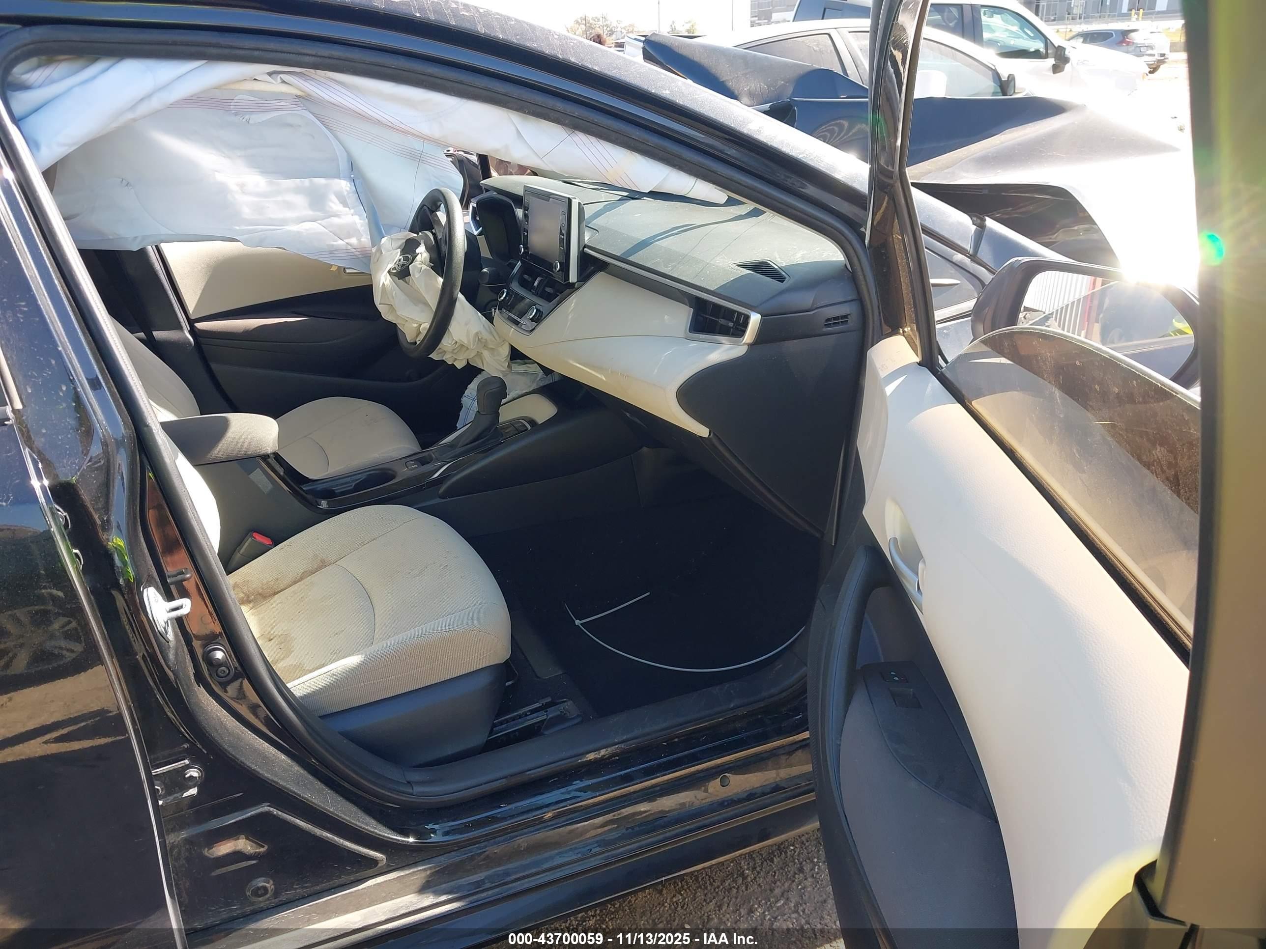 TOYOTA COROLLA image 5