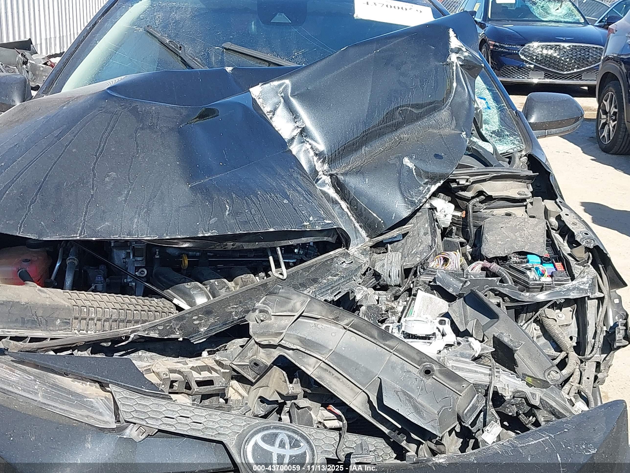 TOYOTA COROLLA image 6