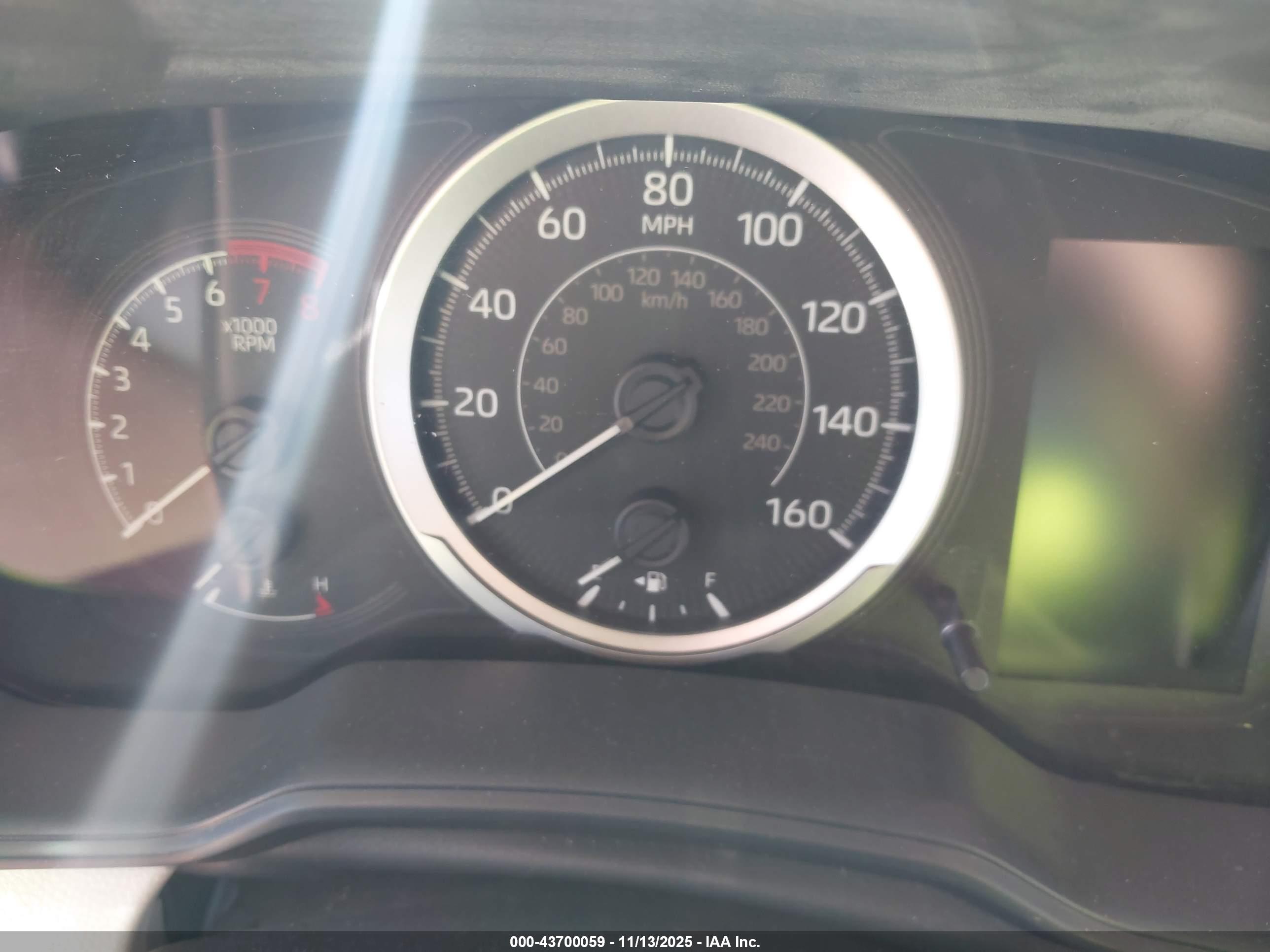TOYOTA COROLLA image 7