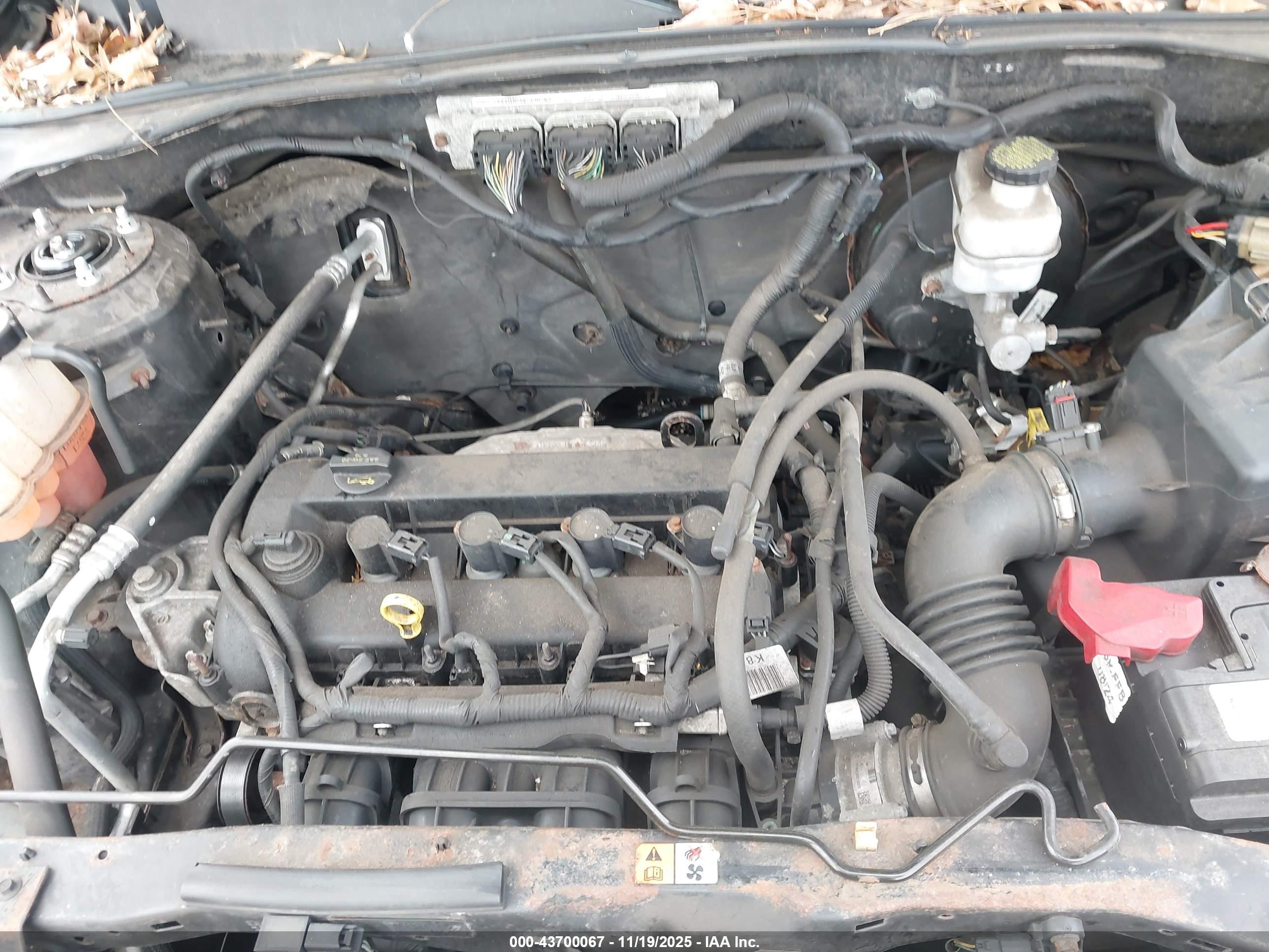 FORD ESCAPE image 10