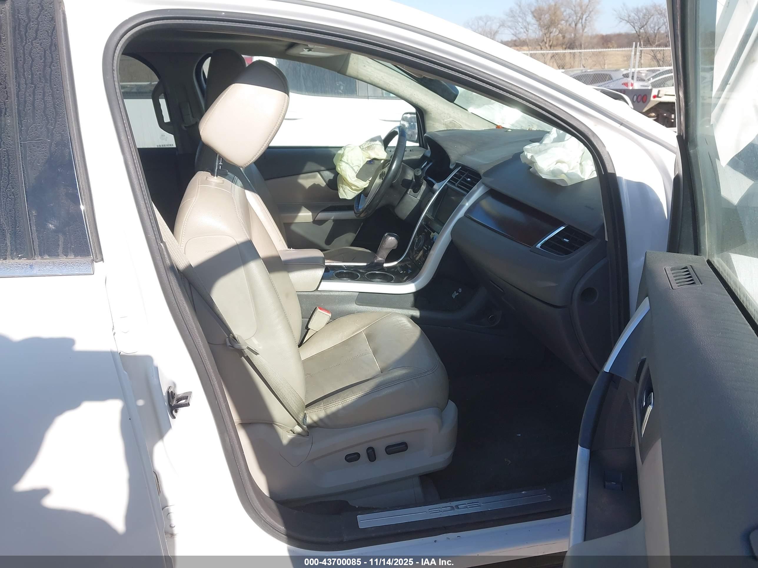 FORD EDGE image 5