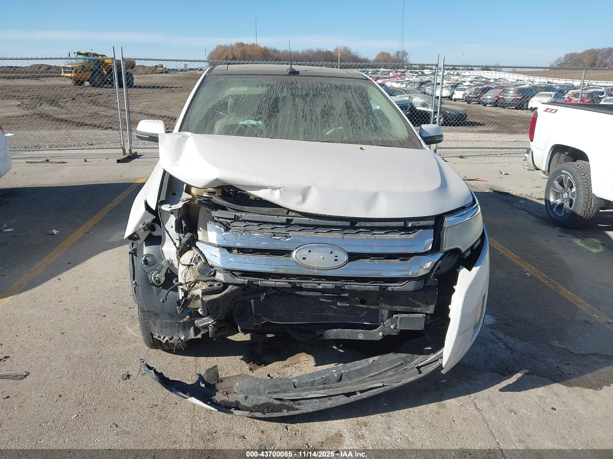 FORD EDGE image 6