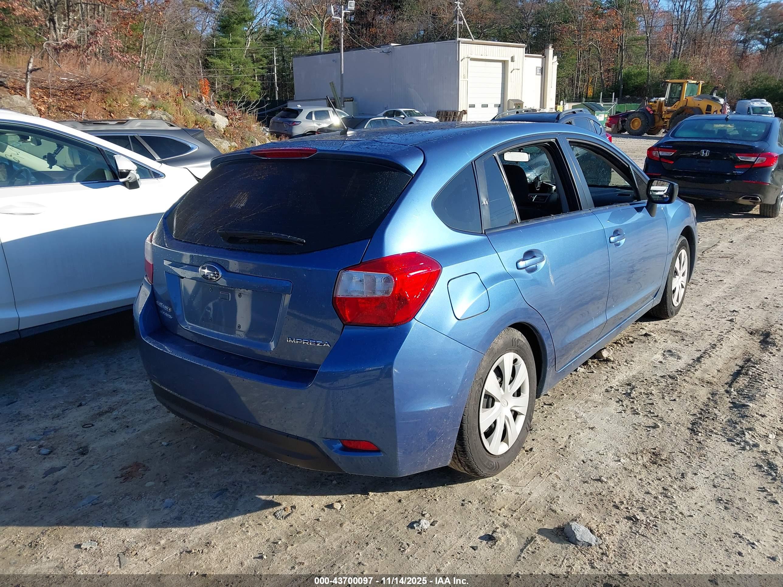 SUBARU IMPREZA image 4