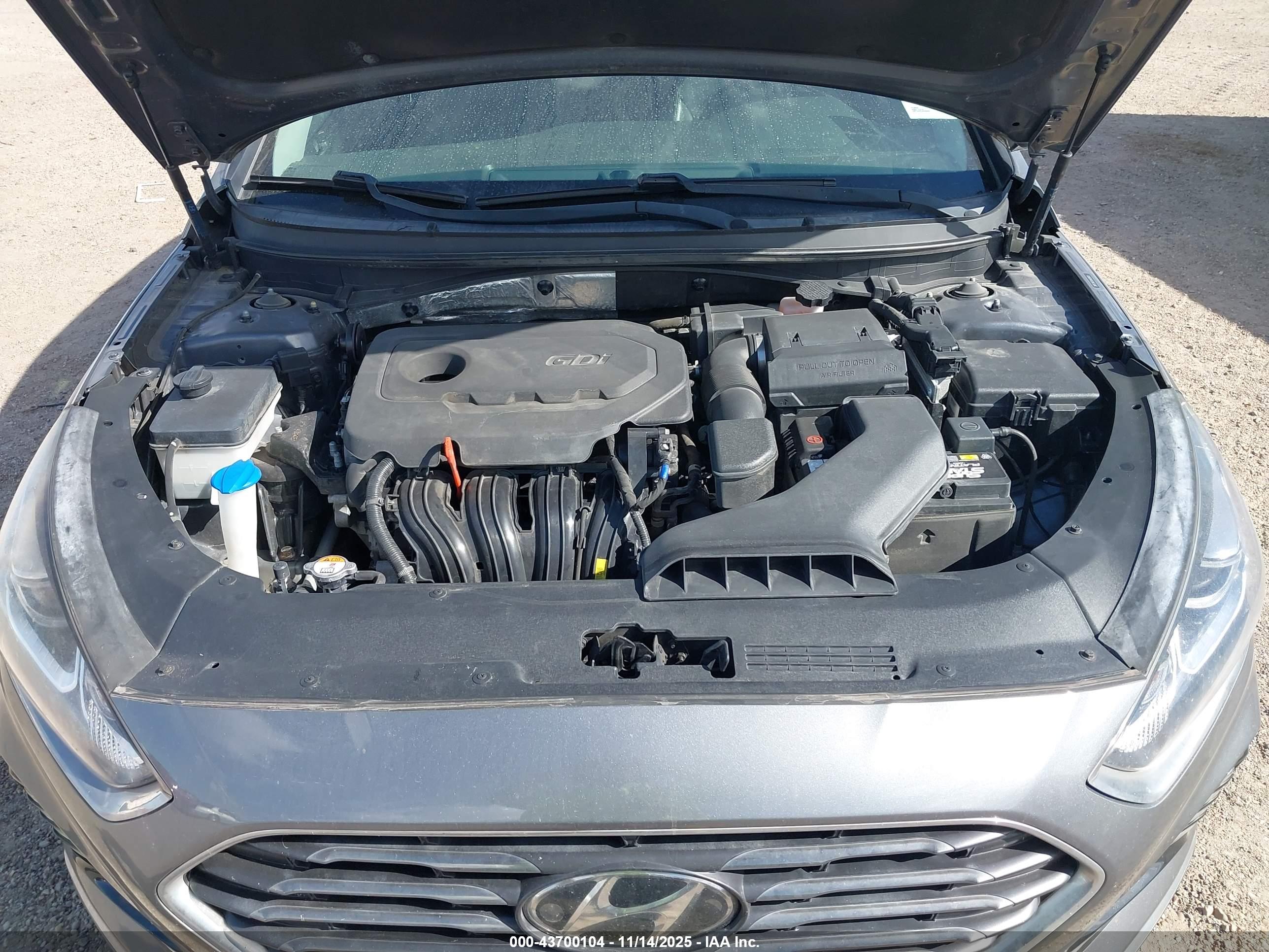 HYUNDAI SONATA image 10