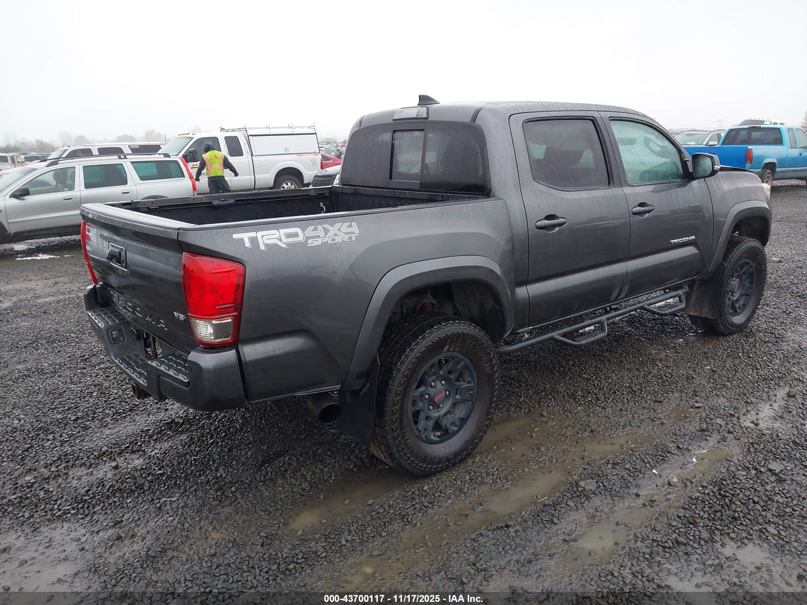TOYOTA TACOMA image 4