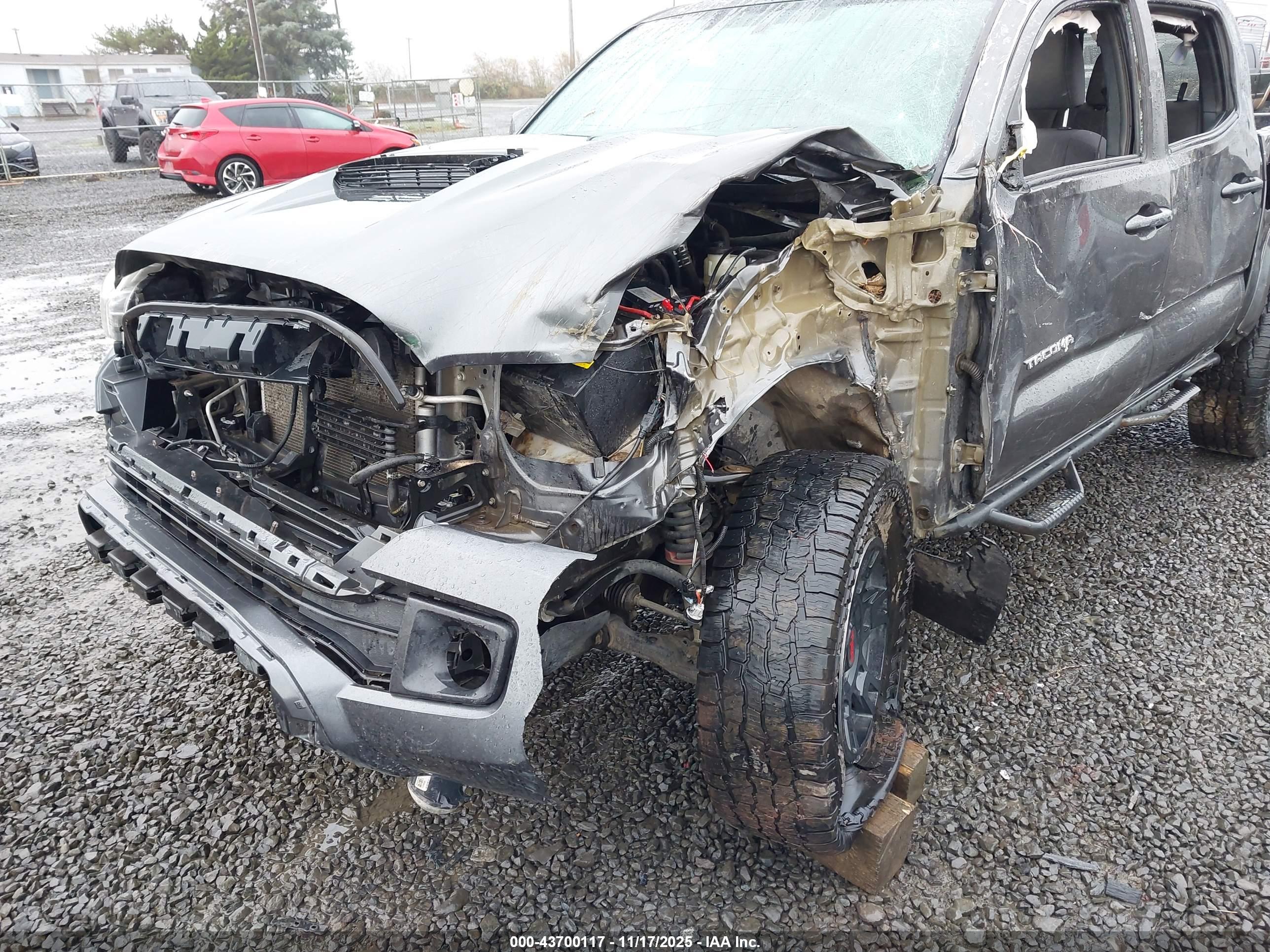 TOYOTA TACOMA image 6