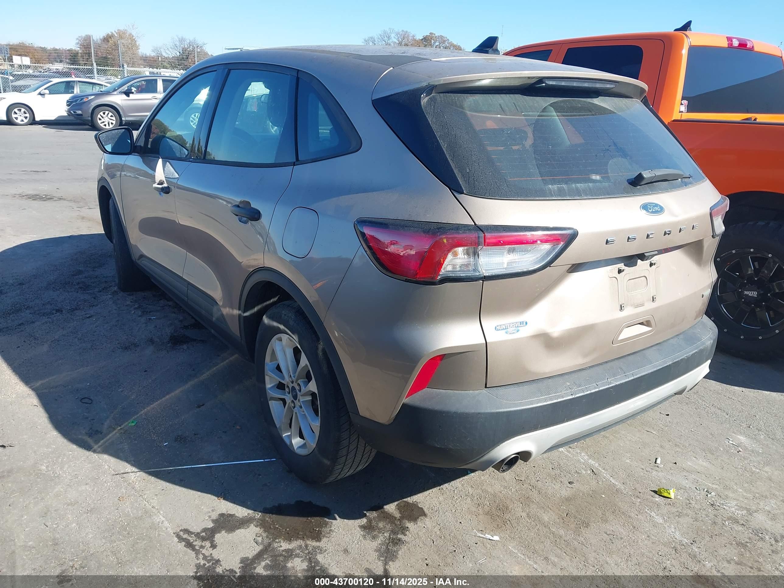 FORD ESCAPE image 3