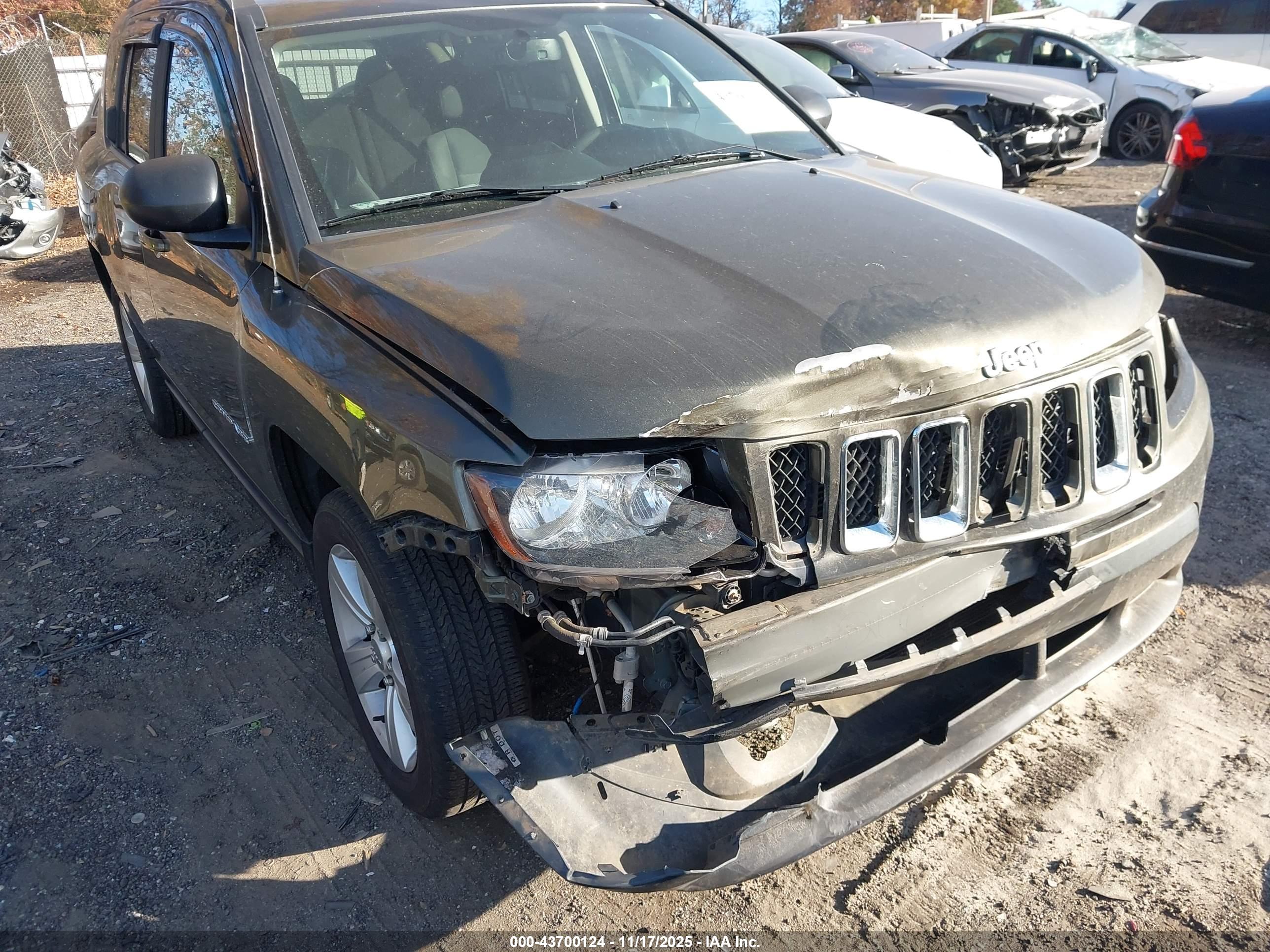 JEEP COMPASS image 6