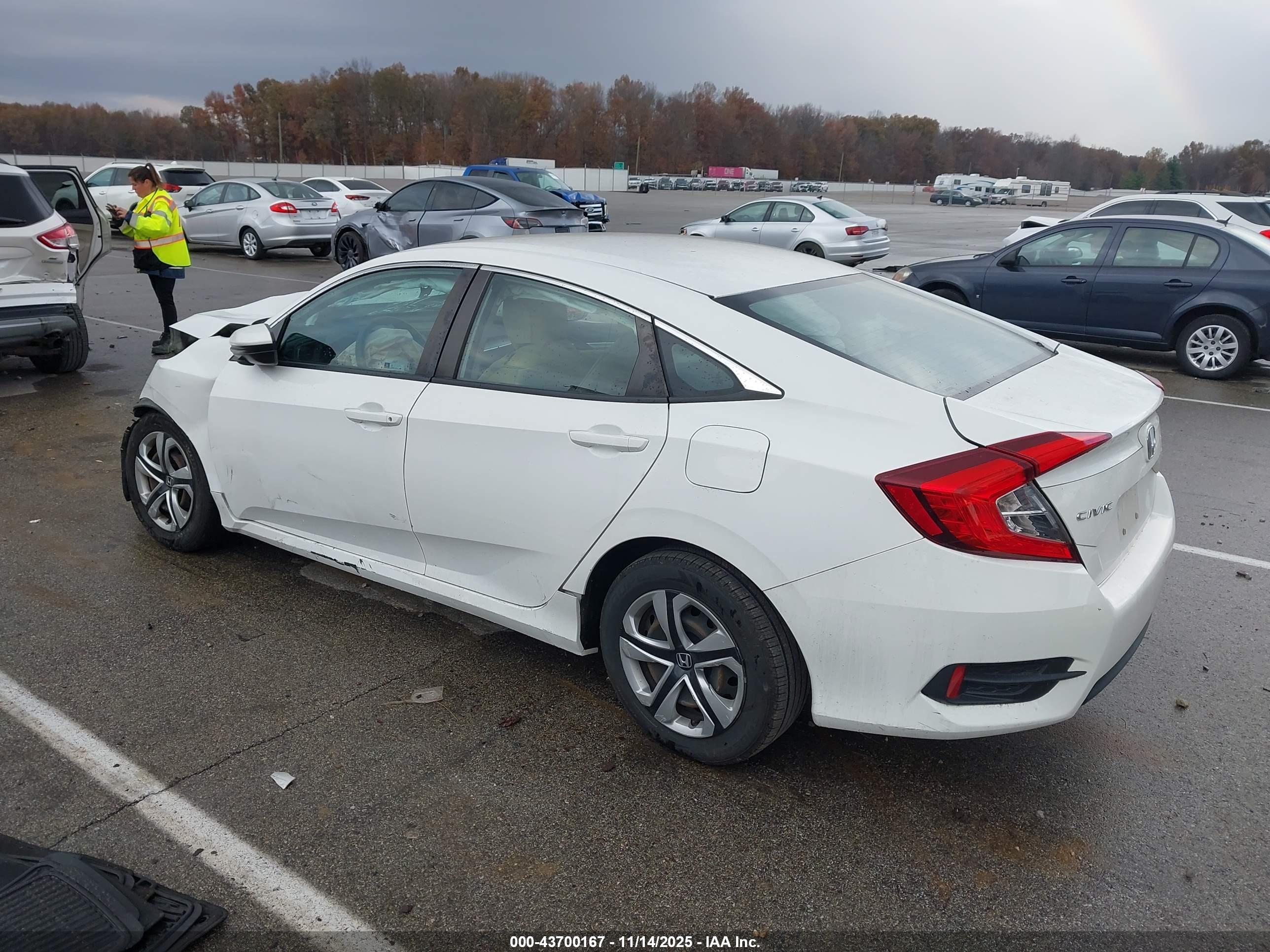 HONDA CIVIC image 3