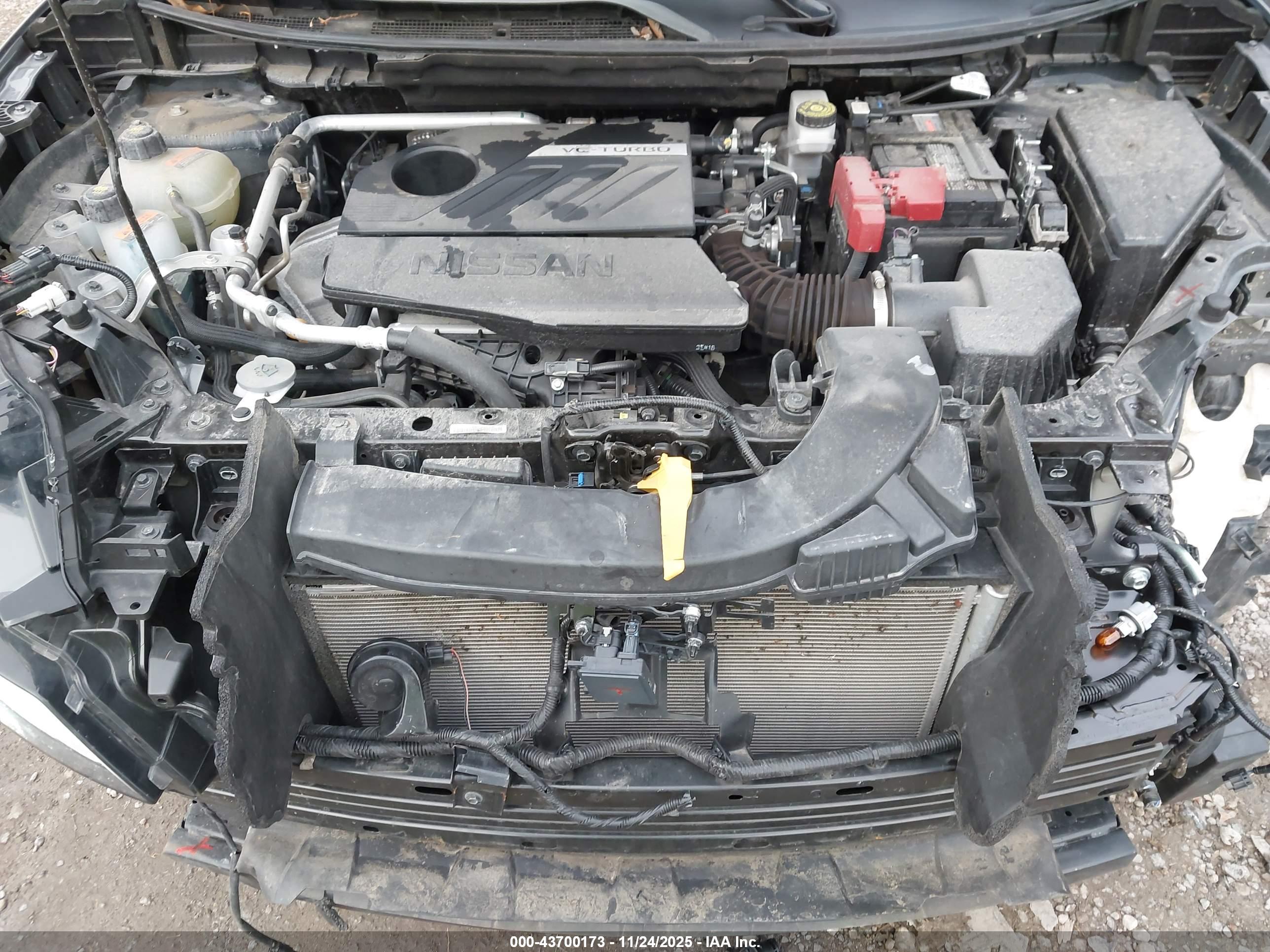 NISSAN ROGUE image 10
