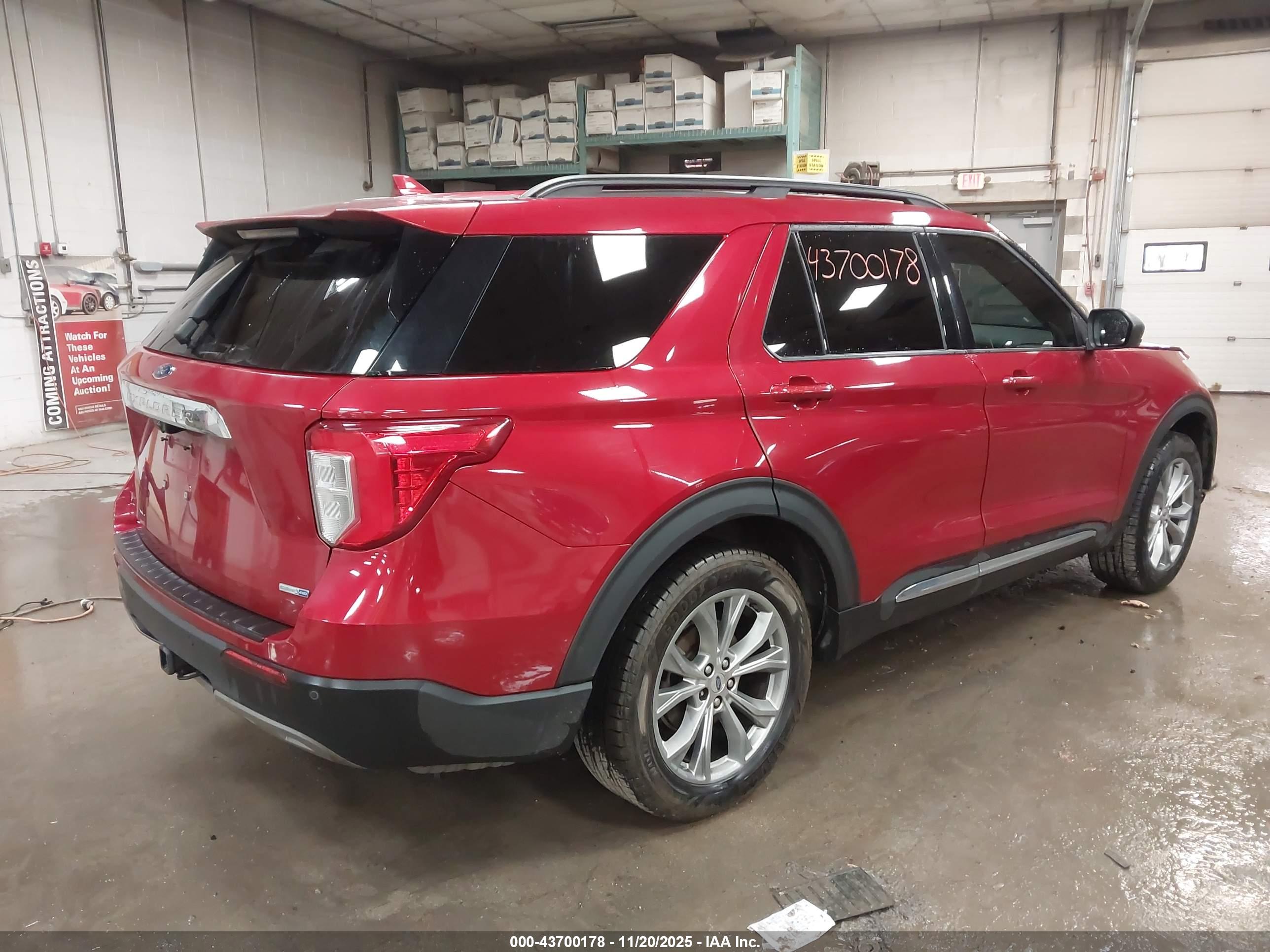 FORD EXPLORER image 4