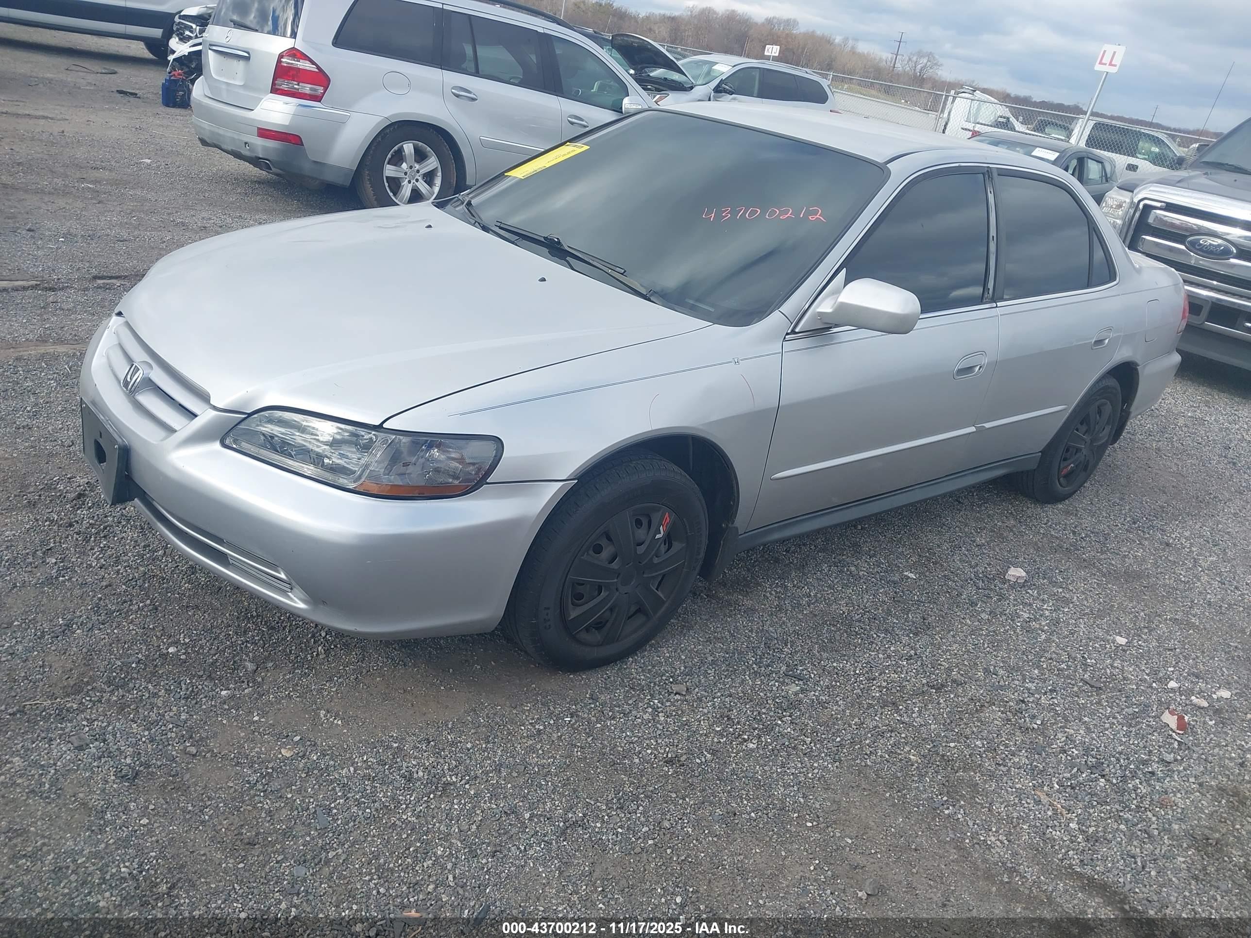 HONDA ACCORD image 2