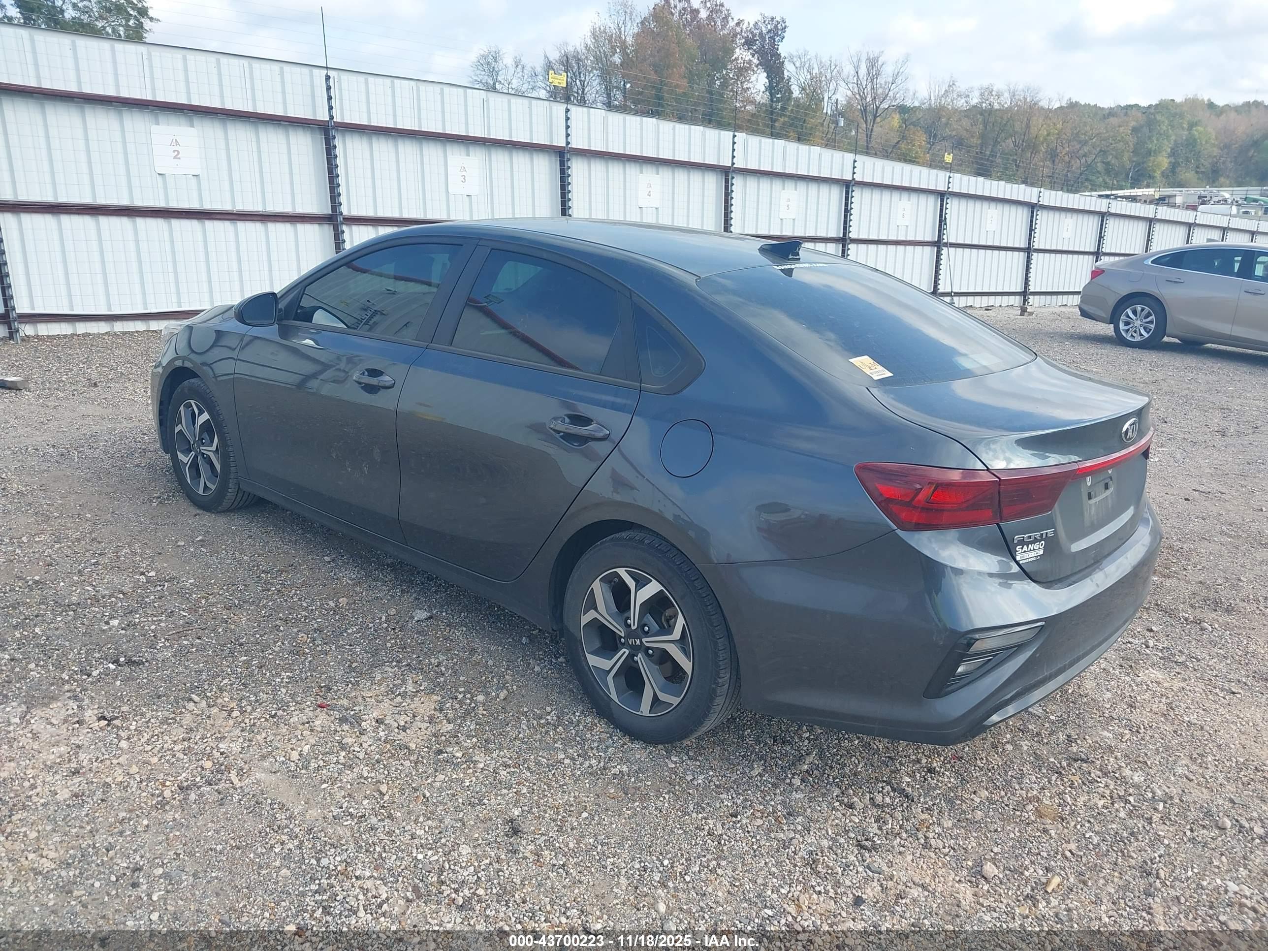 KIA FORTE image 3