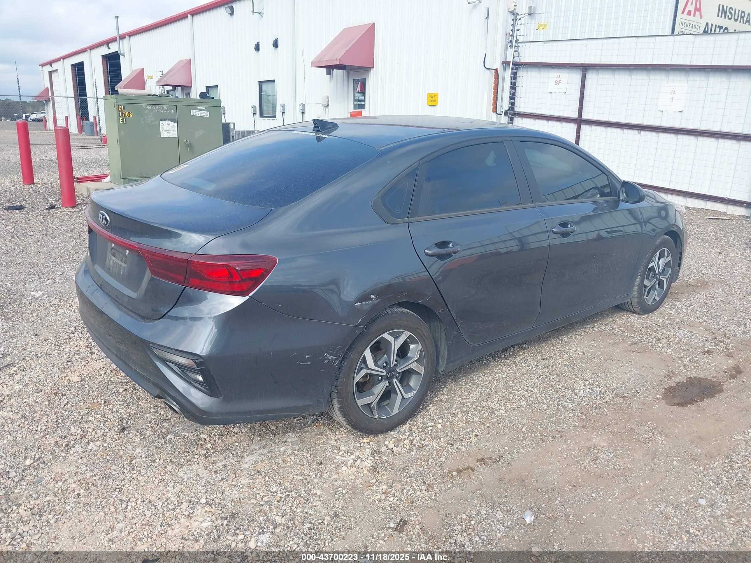 KIA FORTE image 4